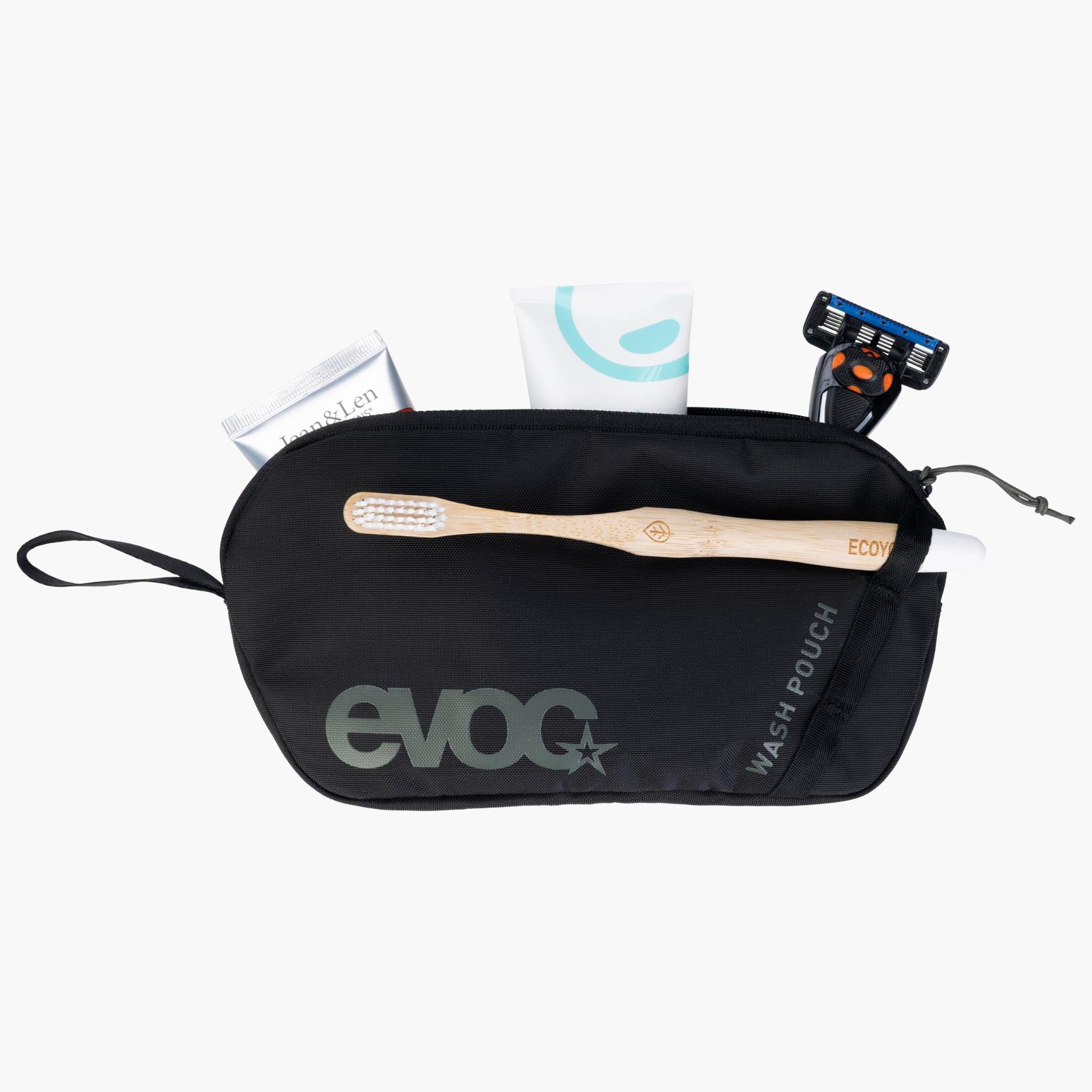EVOC Explorer Pro 30 BACKPACK