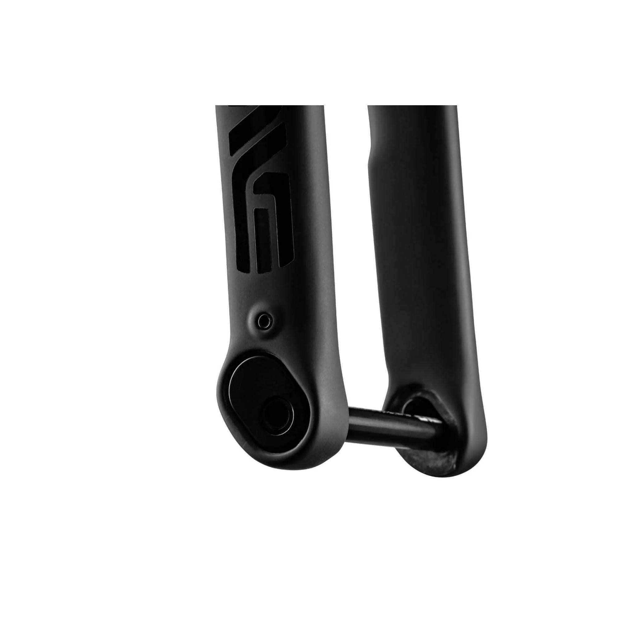 Adventure Disc Carbon Fork Black / 49/55 Rake - 1.5 Tapered / 12 x 100mm