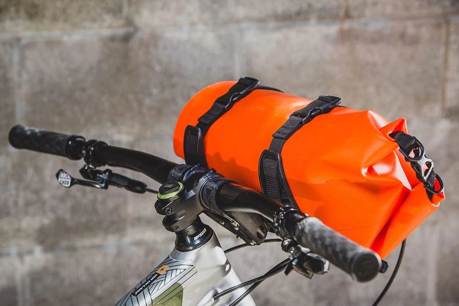 Aeroe Spider Handlebar/Fork Mount Cradle Black