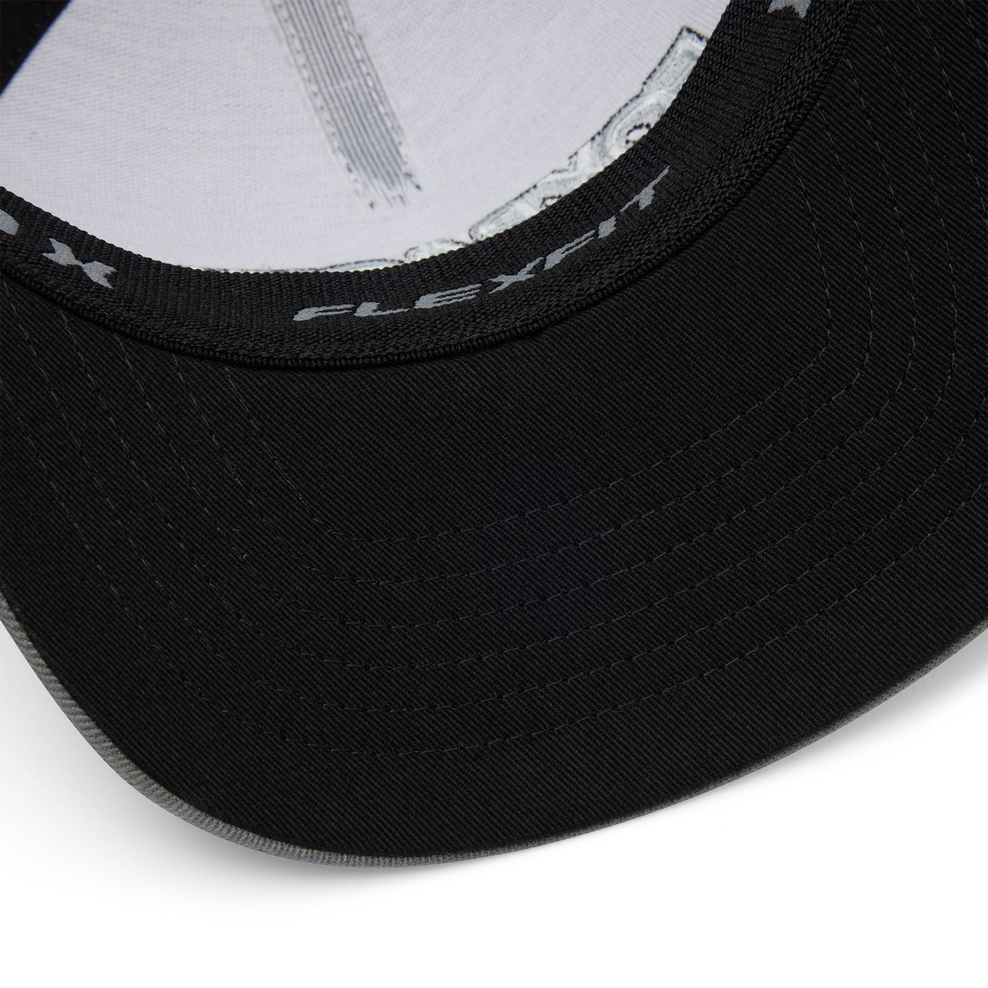 Bold Flexfit Hat