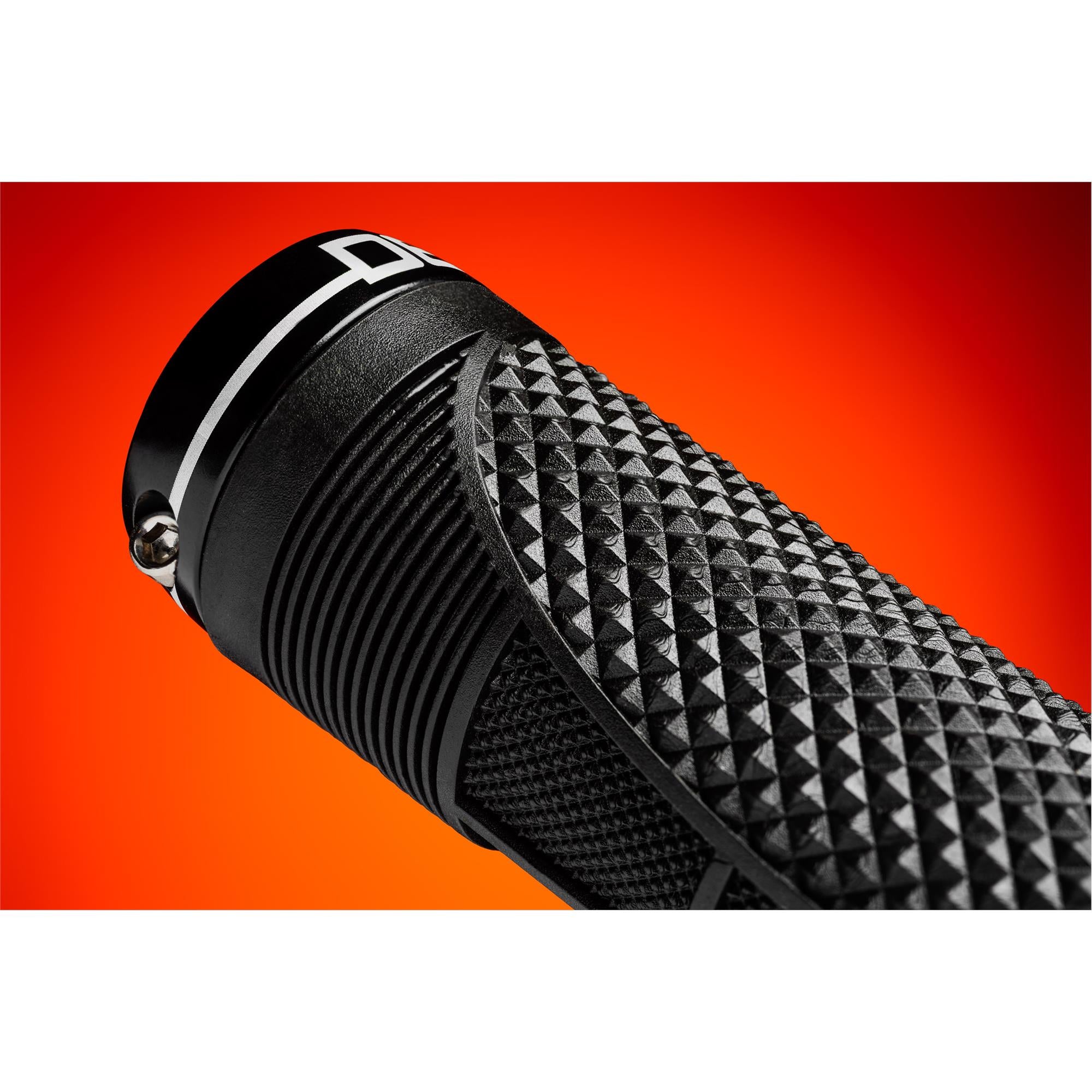 Deity Megattack Grips Black