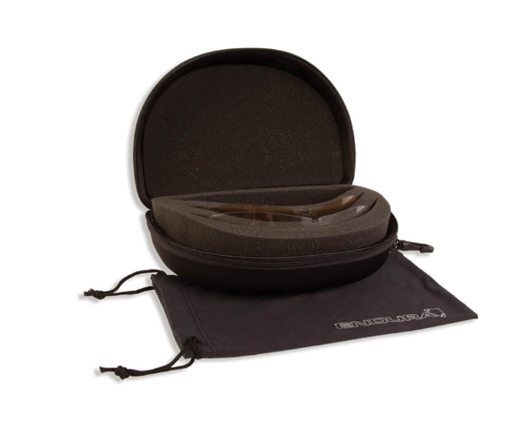 Endura Shark Glasses (Includes 3 Lenses)