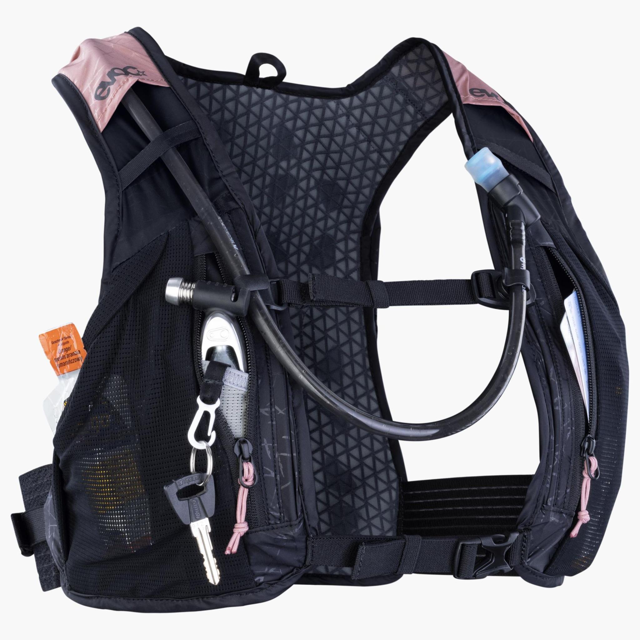 EVOC Hydro Pro 6 with Bladder