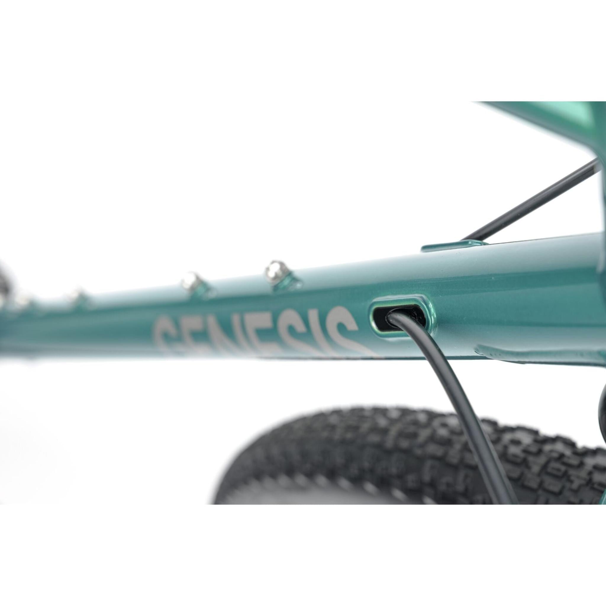 Genesis Croix De Fer 40 2025