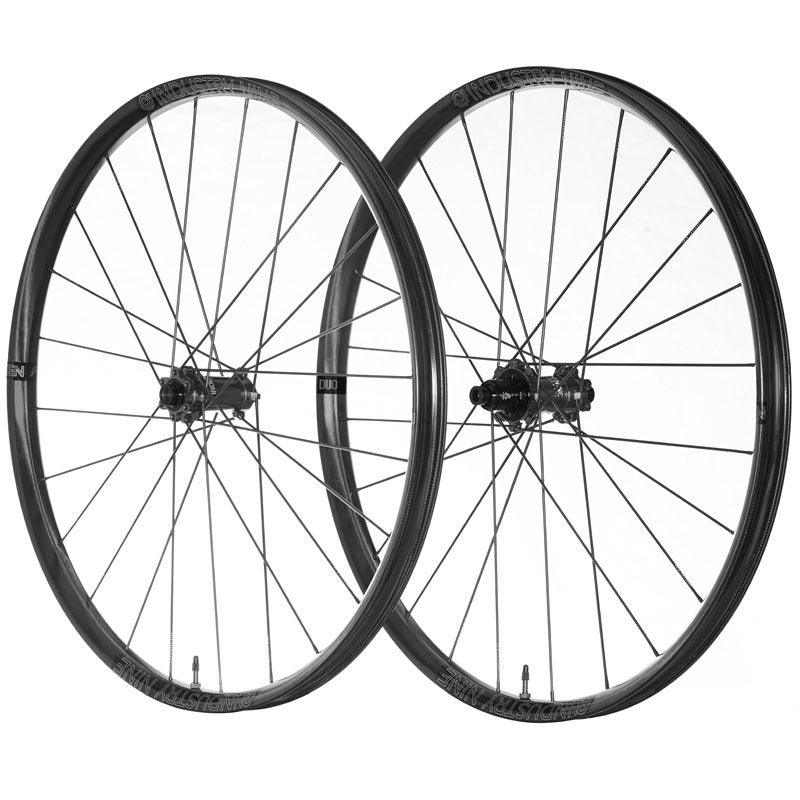 Industry Nine EN350 29" 32h Carbon Wheelset Black Black / 15x110 & 12x148 HG