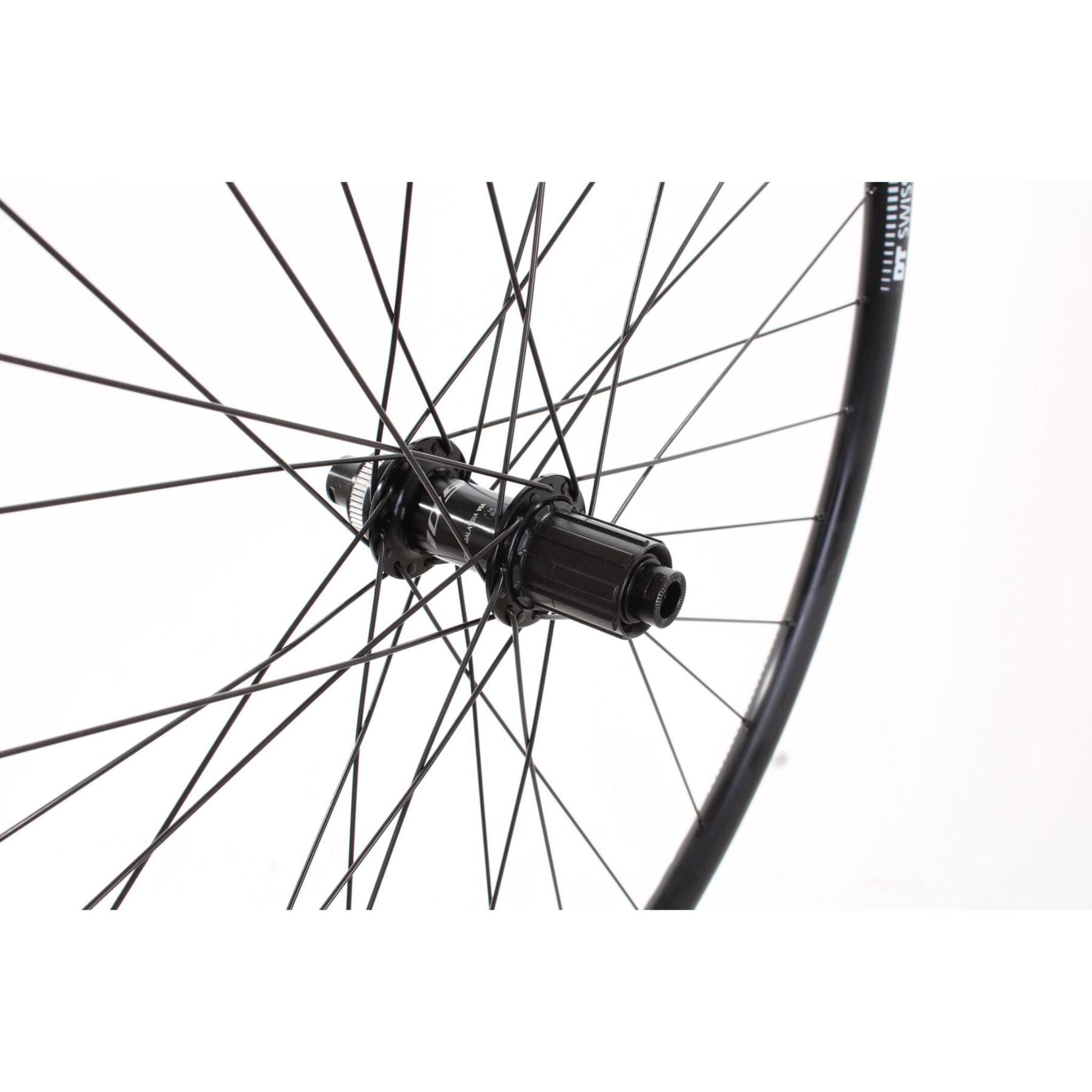 M-Part Road Rear Disc Wheel - Shimano 105 CL Hub TA 142x12mm DT R 460 Rim black 700c