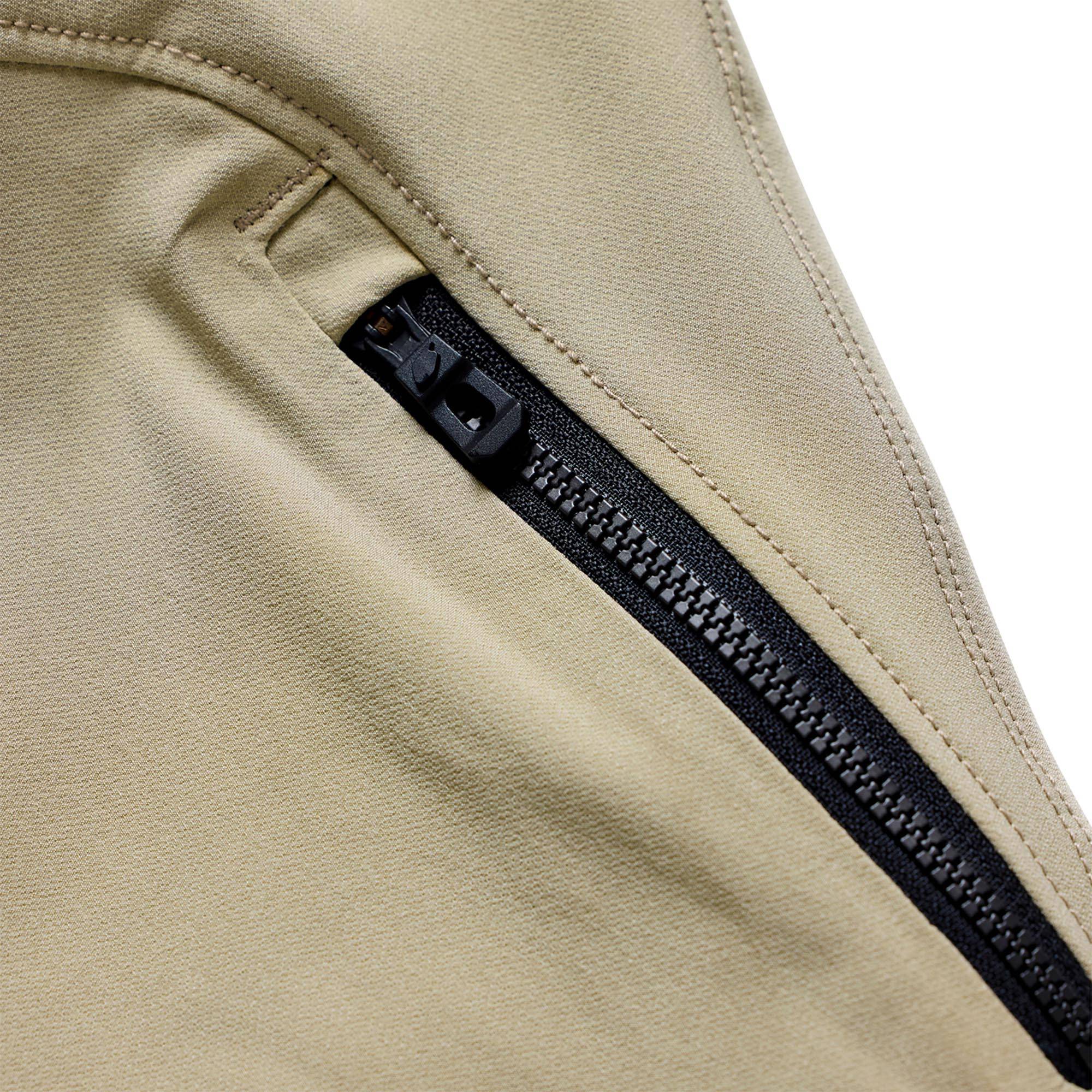 Stage Shell Short