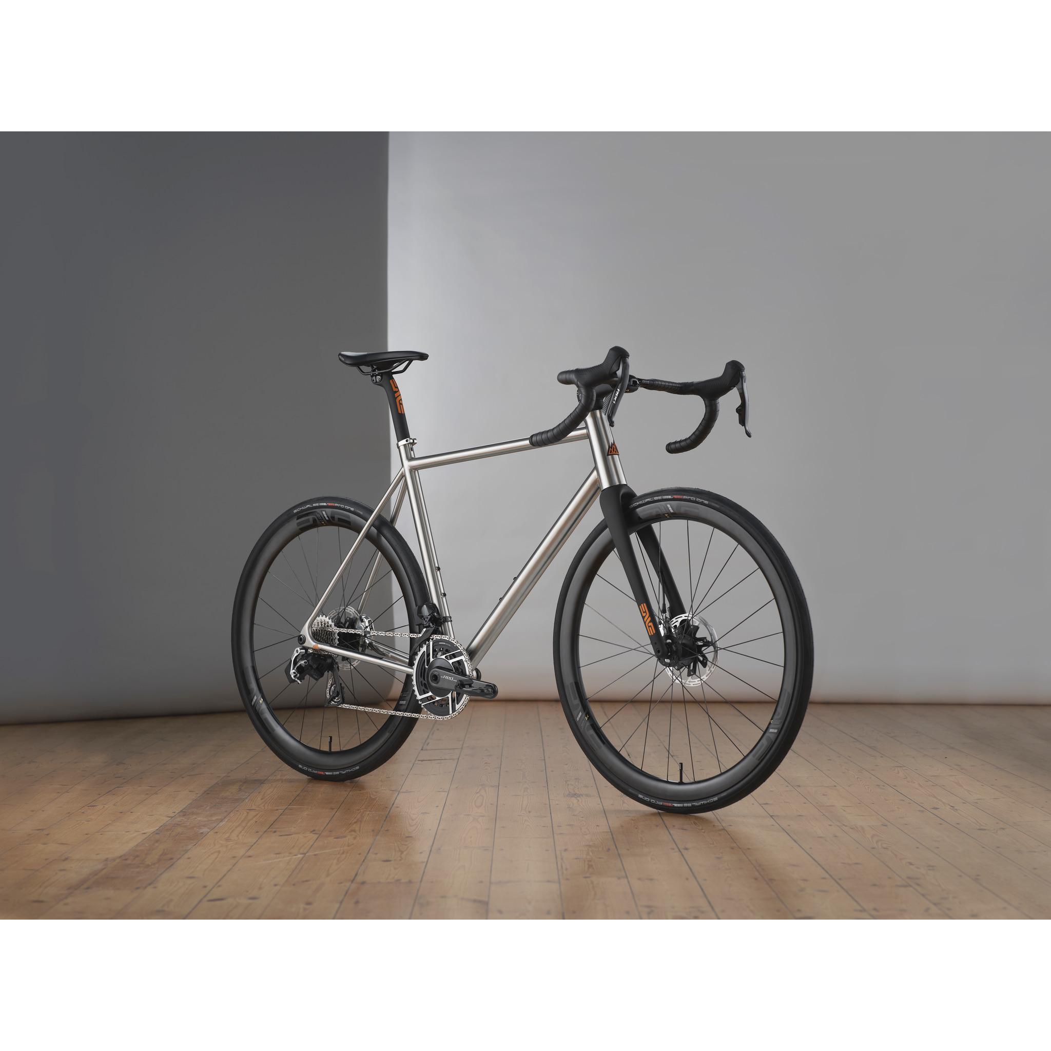 Titanium Road Frame Fully Internal Routing / Frame Only