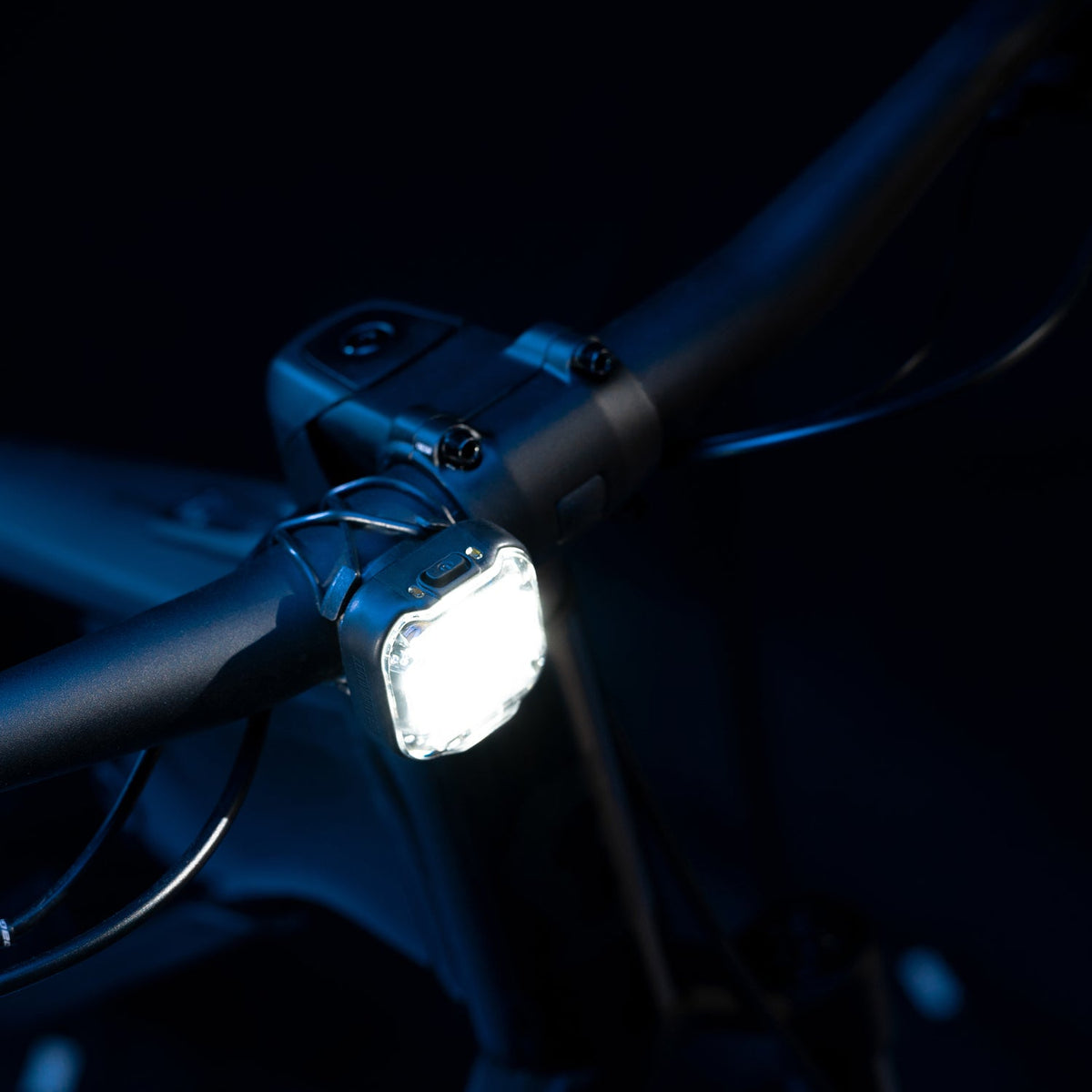 Zecto 2 Drive 350+ Front Light Black
