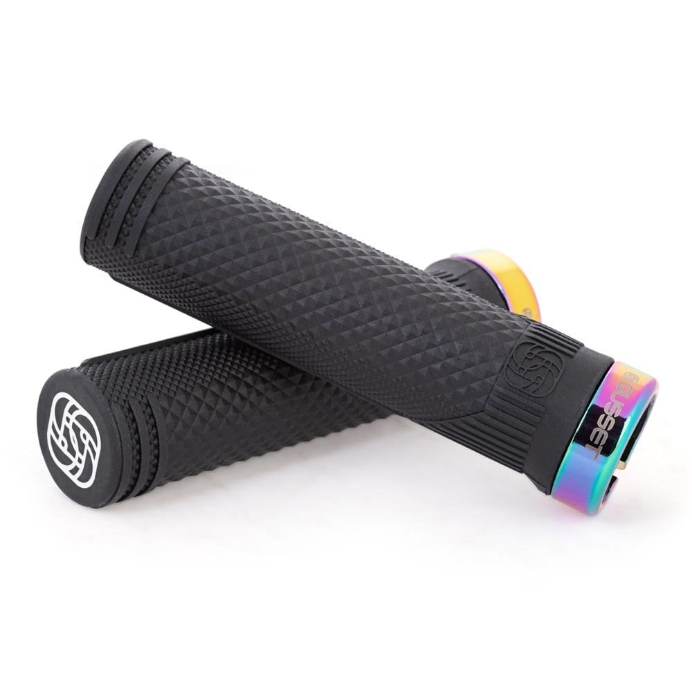 Gusset S2 Extra Soft Lock-On Grips Black/Oil Slick / Extra Soft