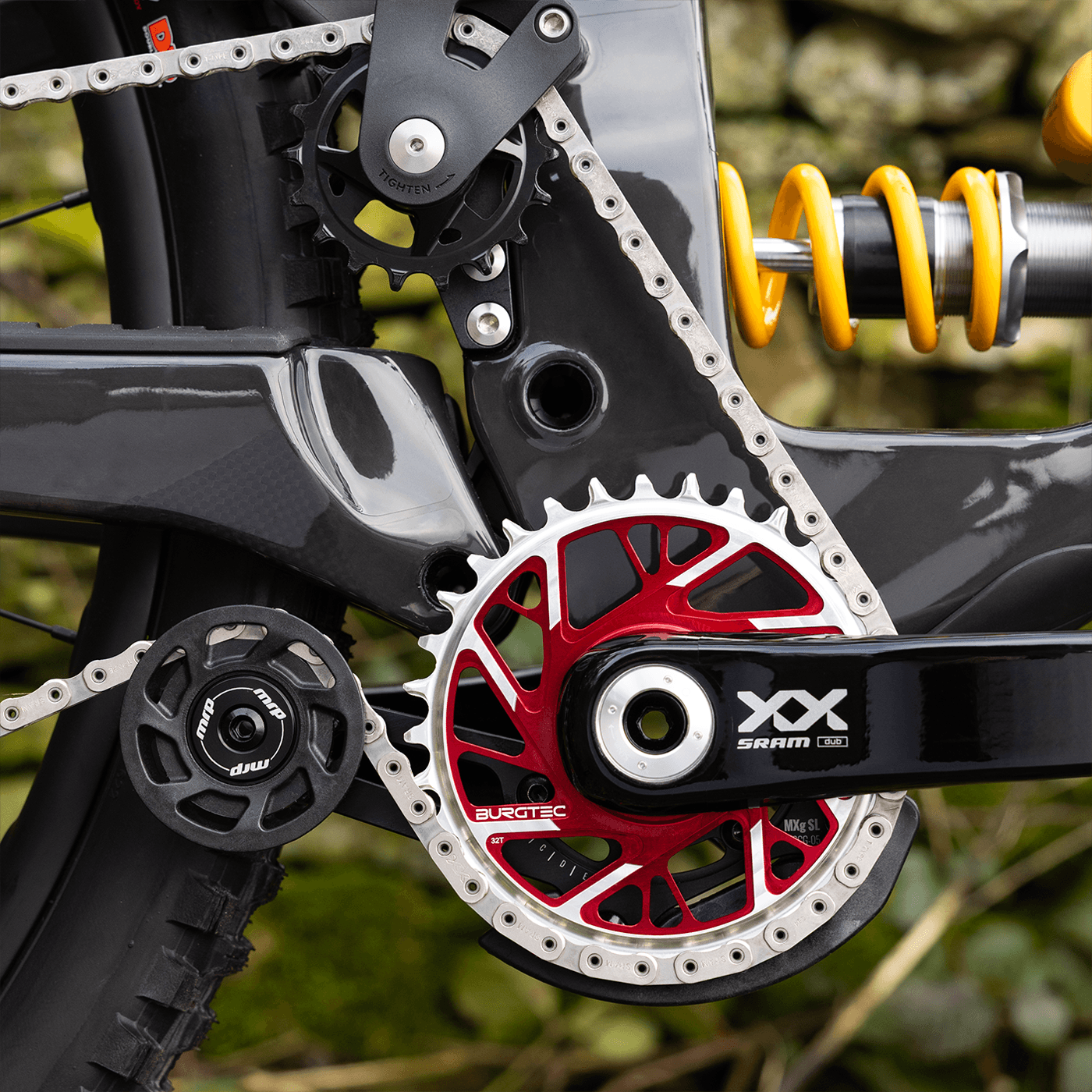 3mm Offset Thick Thin Chainring for SRAM T-Type 8-Bolt Race Red / 28T
