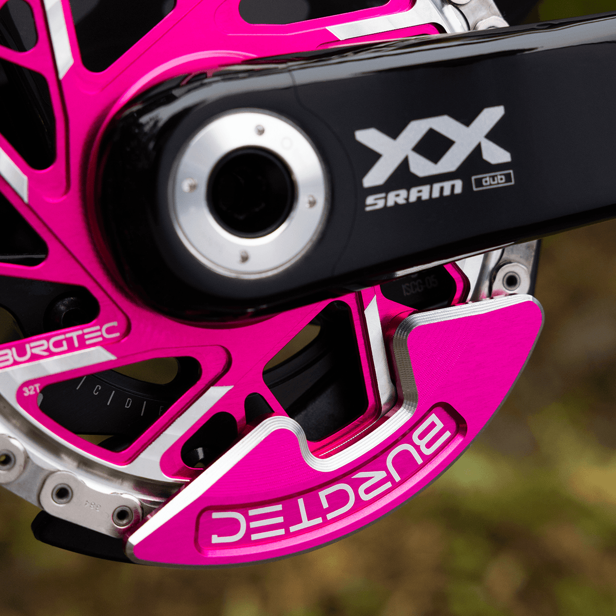 Chainring Bash Guard Toxic Barbie Pink / Single