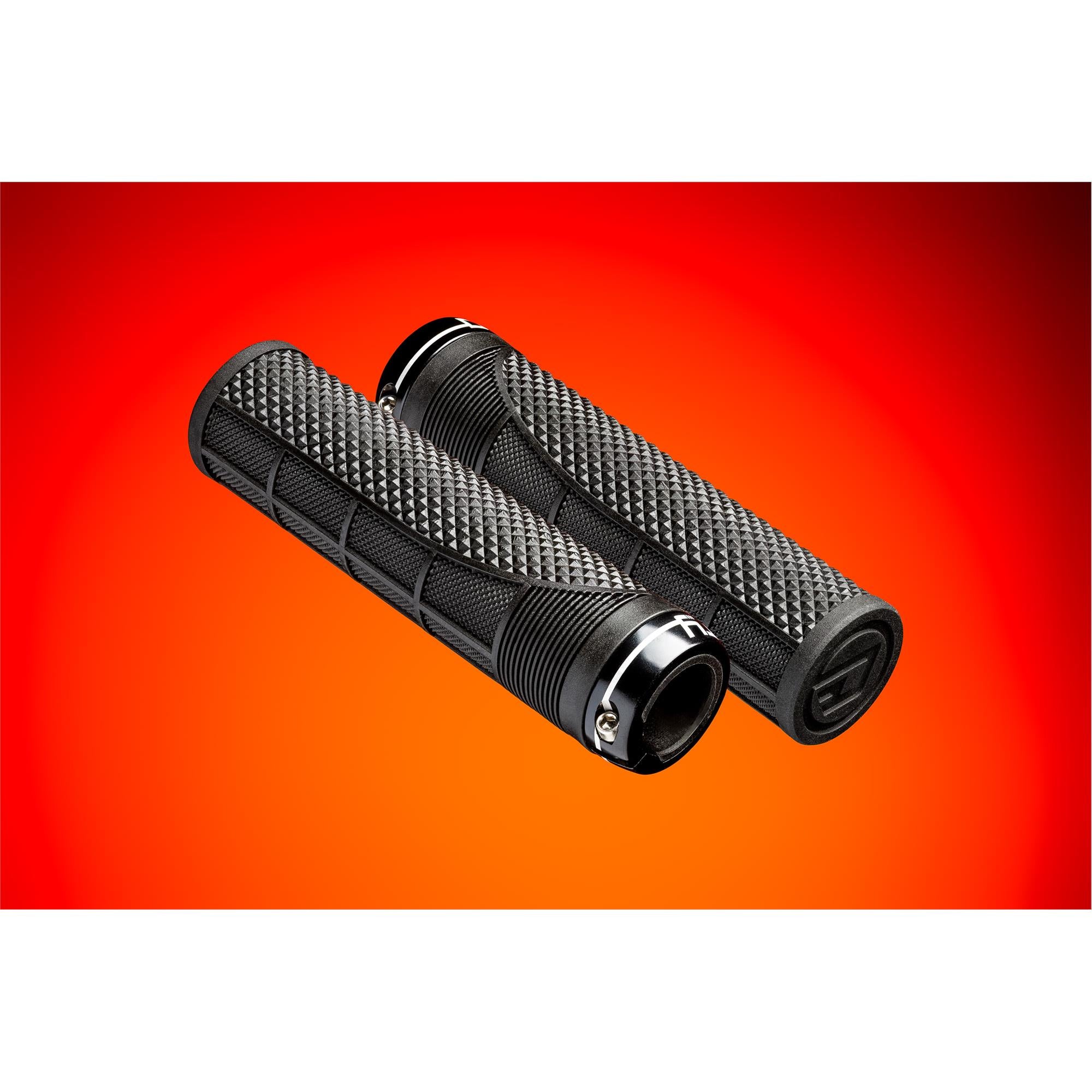 Deity Megattack Grips Black