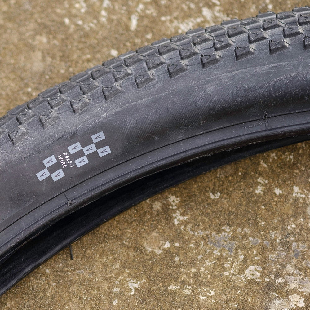 DJ24 Tyre Black / 24 x 2.1