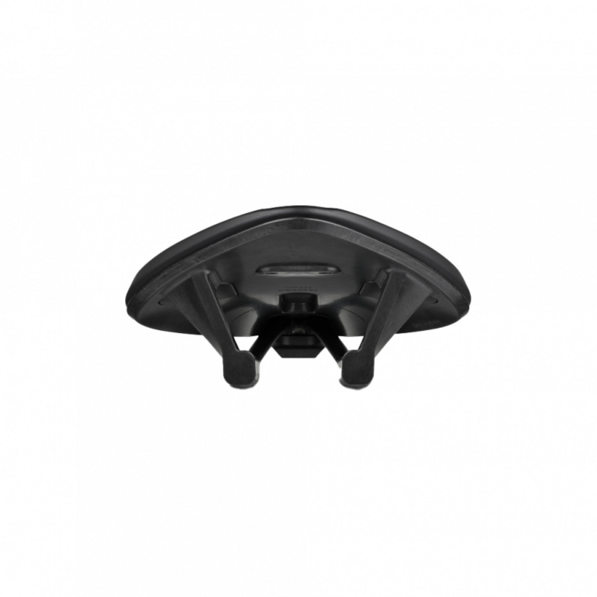 Fizik Transiro Aeris R5 Short Distance Tri Saddle Black