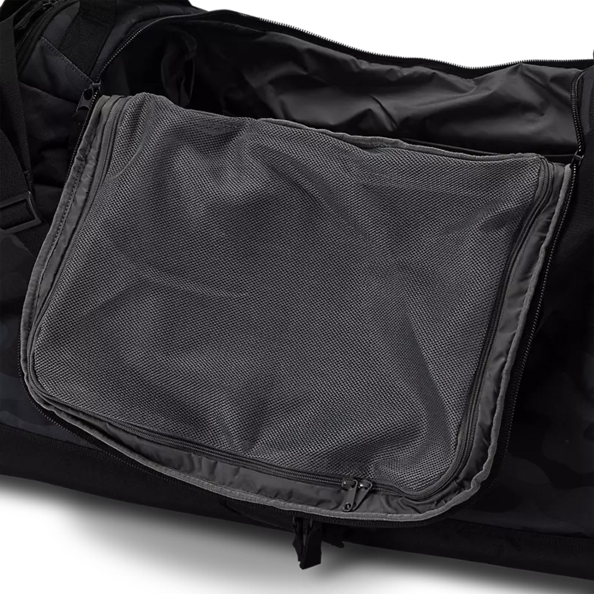 Fox Podium Black Camo Gear Bag Black Camo / OS