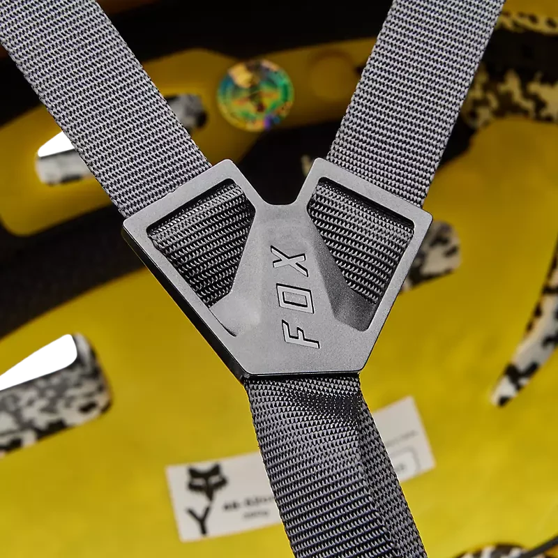 Fox Youth Flight Pro Helmet