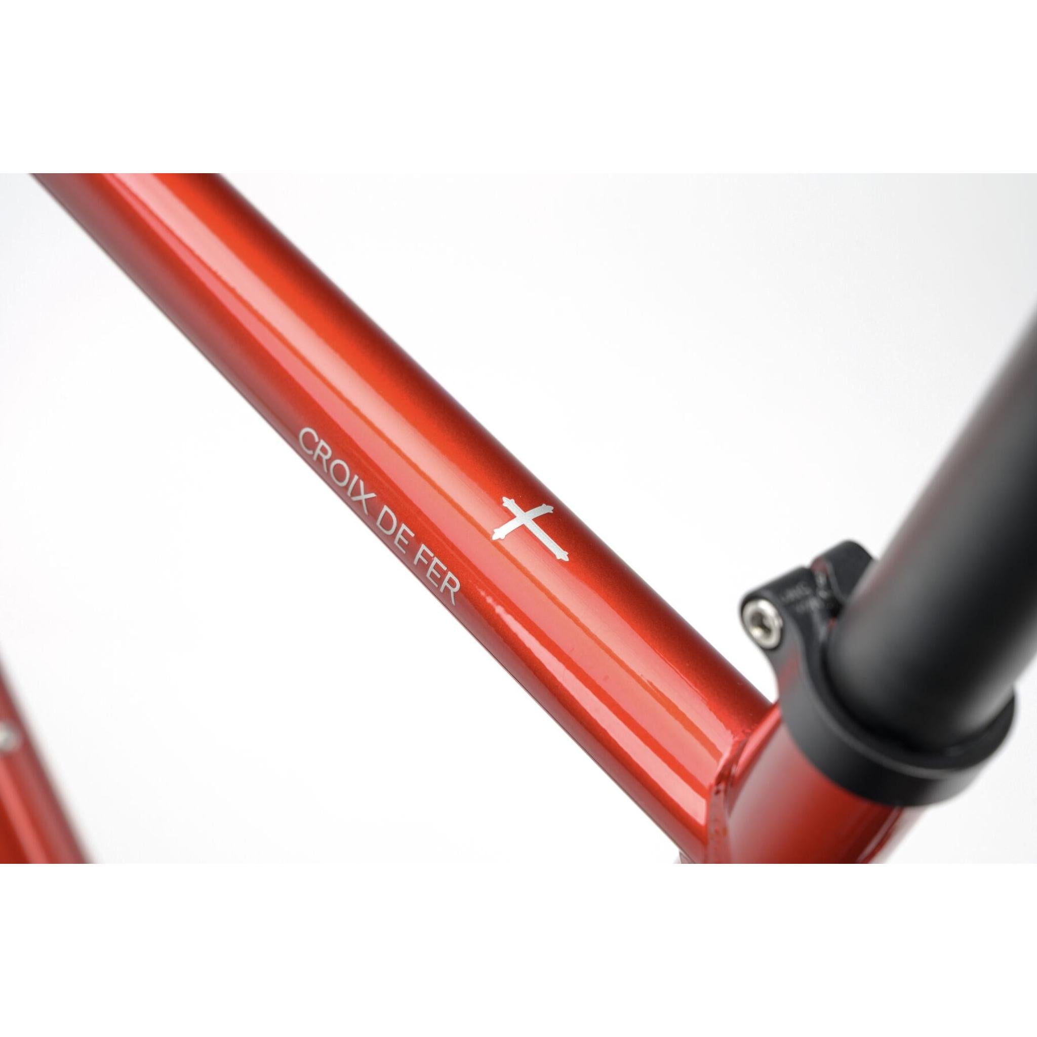 Genesis Croix De Fer 10 FB 2025