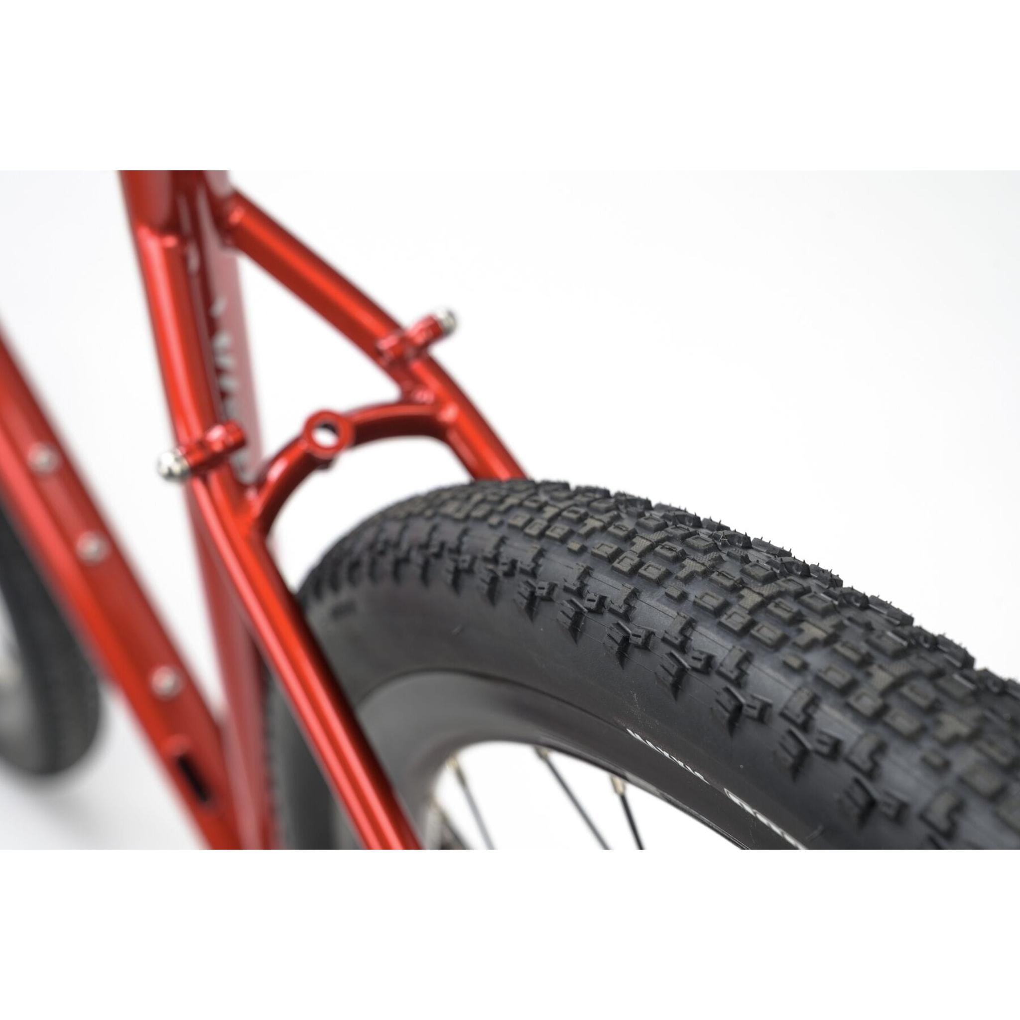 Genesis Croix De Fer 10 FB 2025