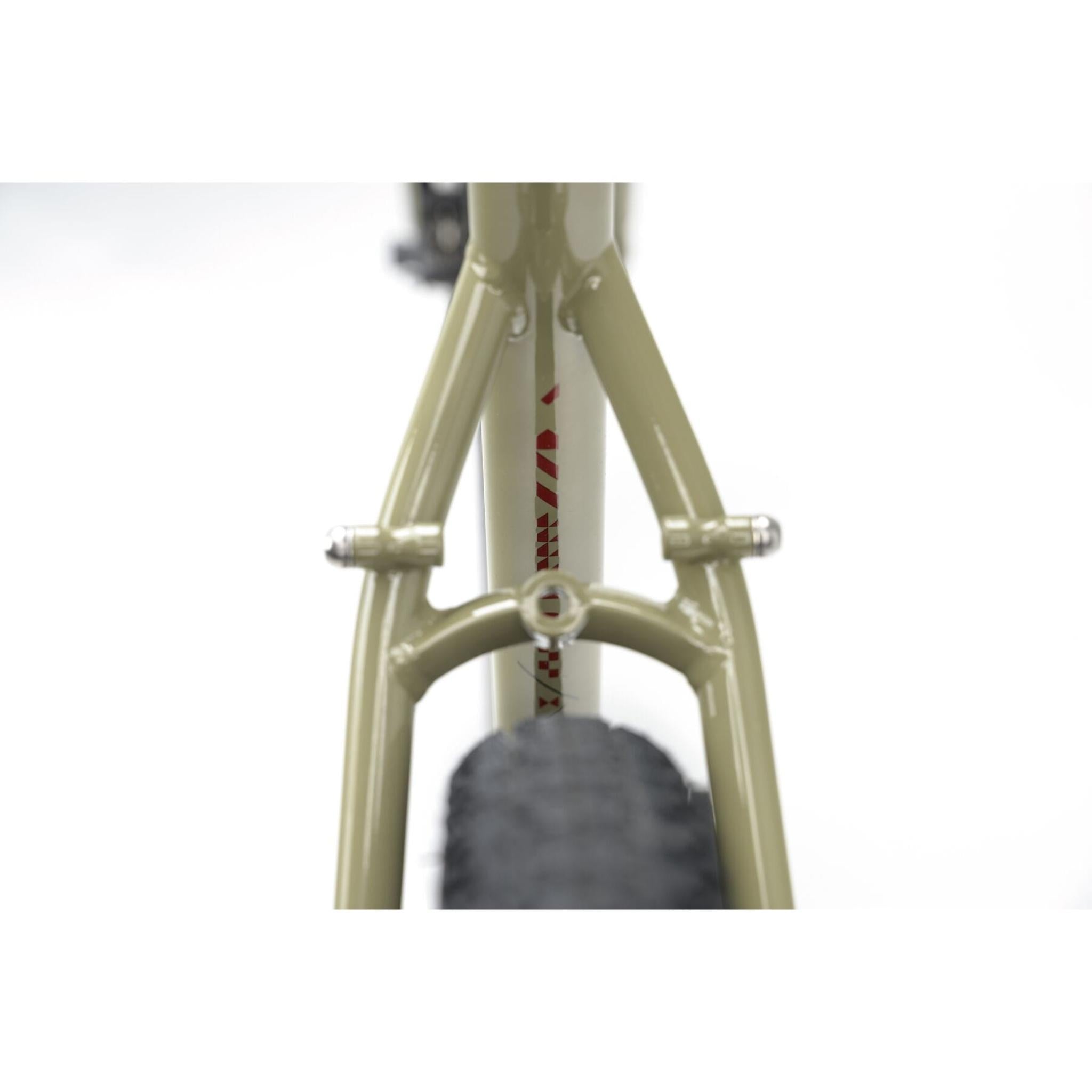 Genesis Croix De Fer 30 2025