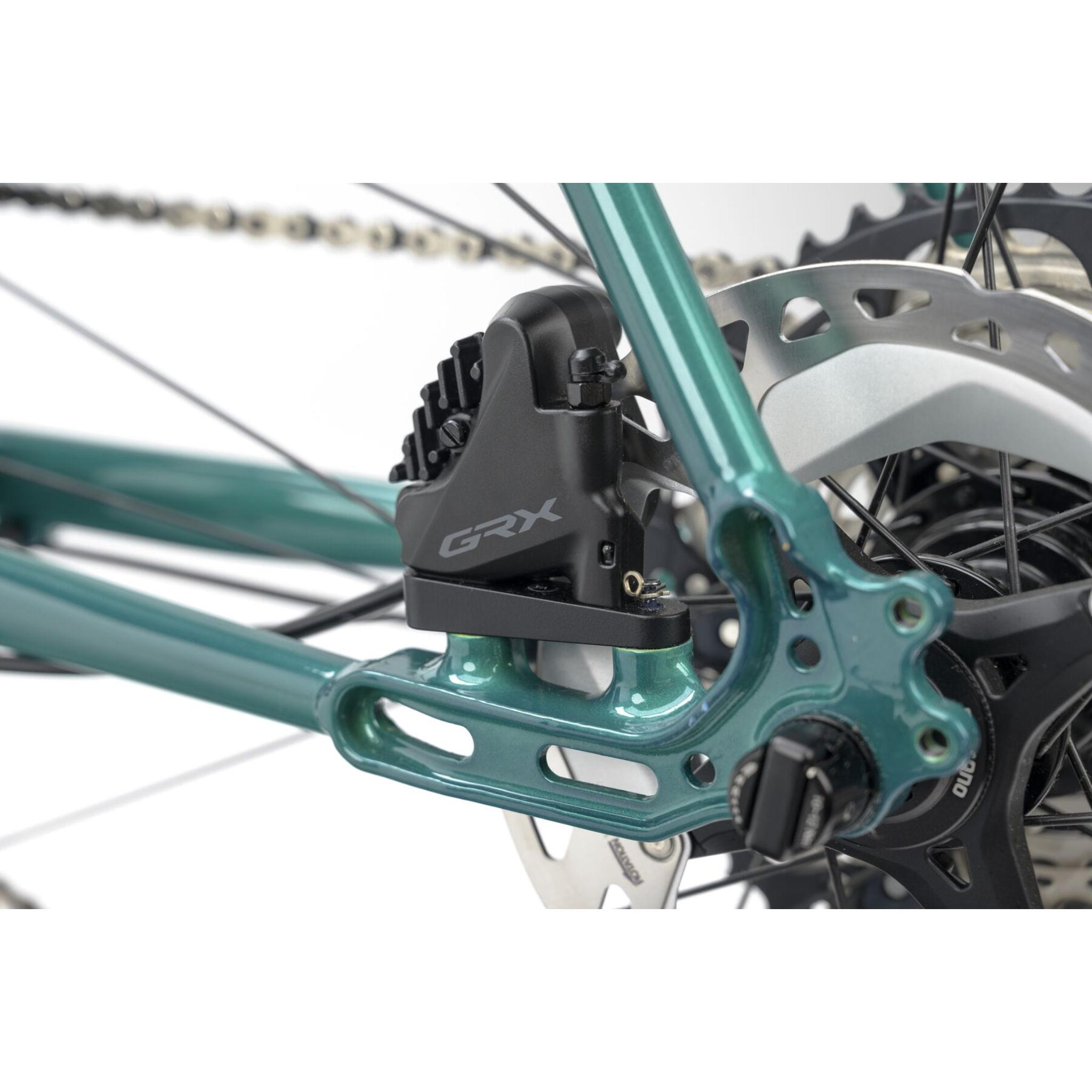 Genesis Croix De Fer 40 2025