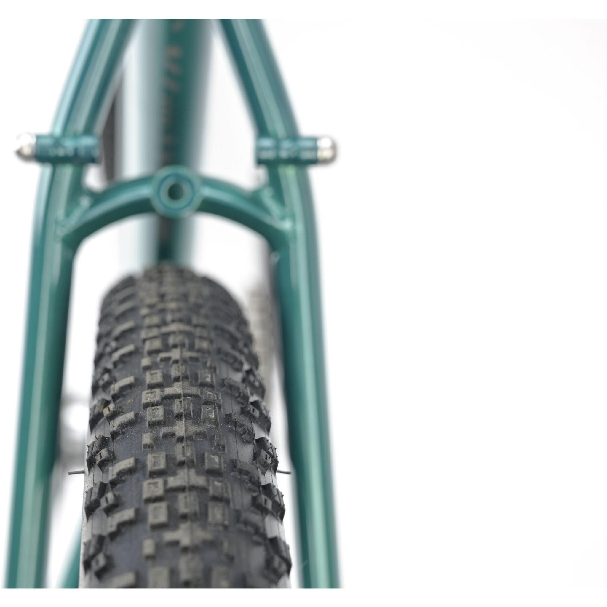 Genesis Croix De Fer 40 2025