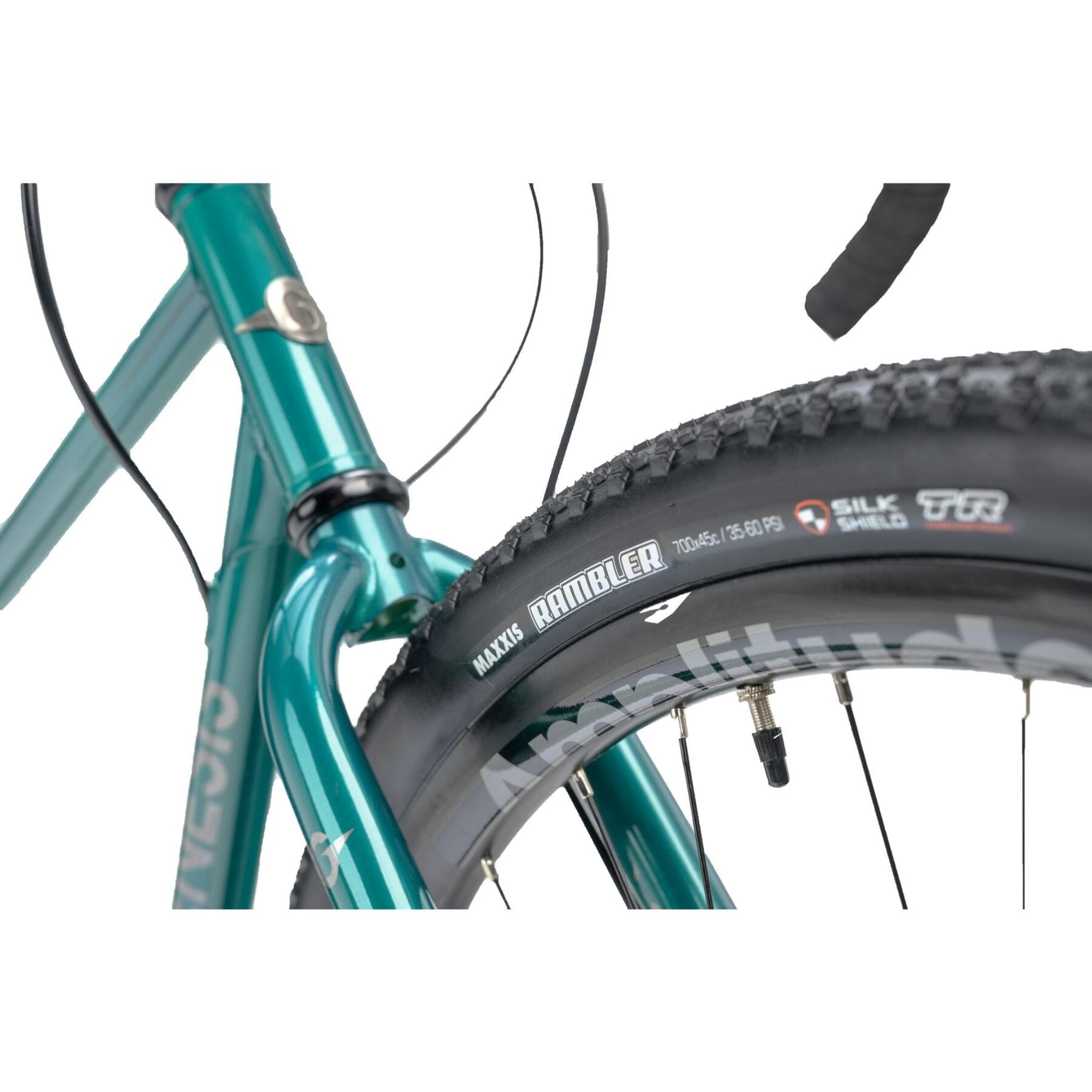 Genesis Croix De Fer 40 2025