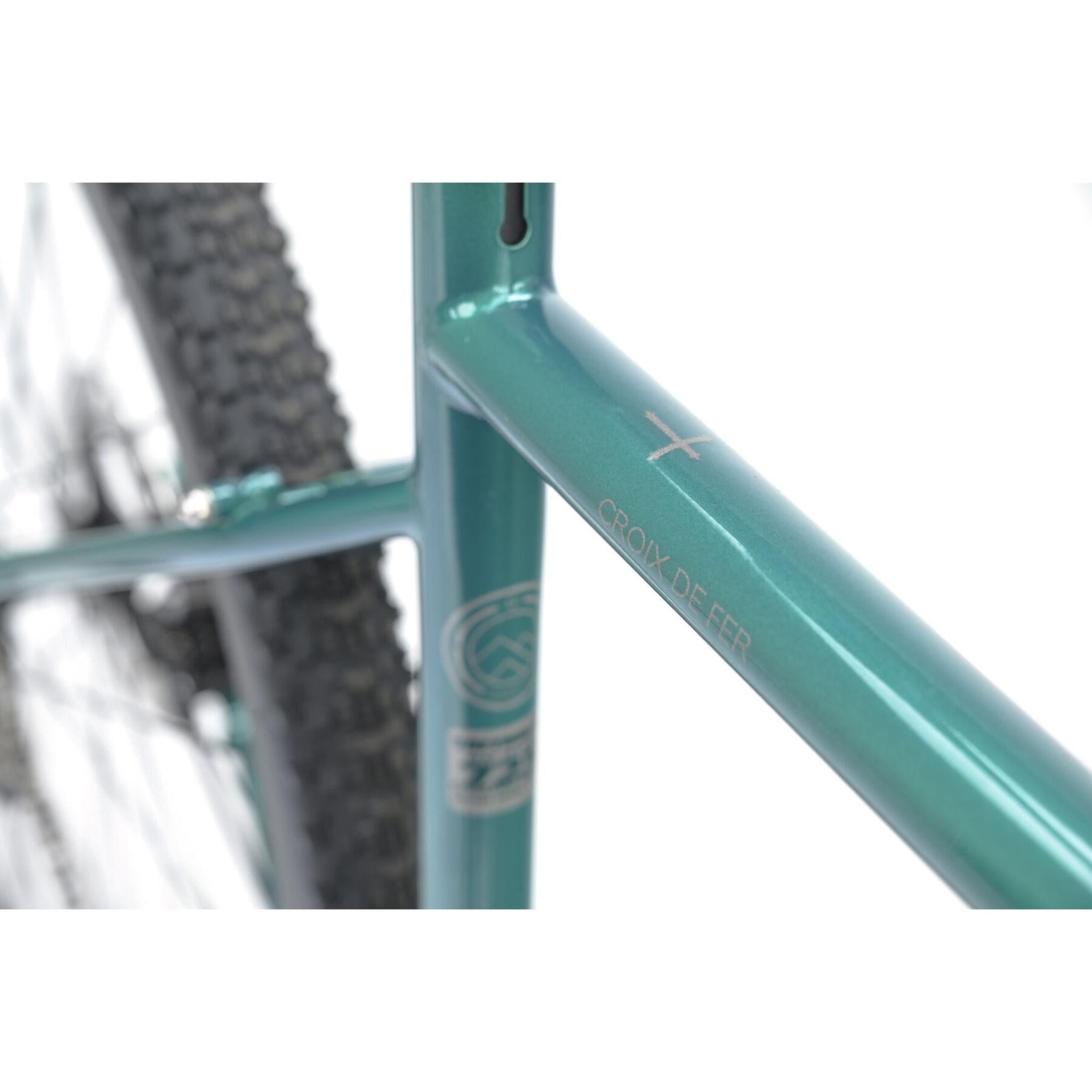 Genesis Croix De Fer 40 2025