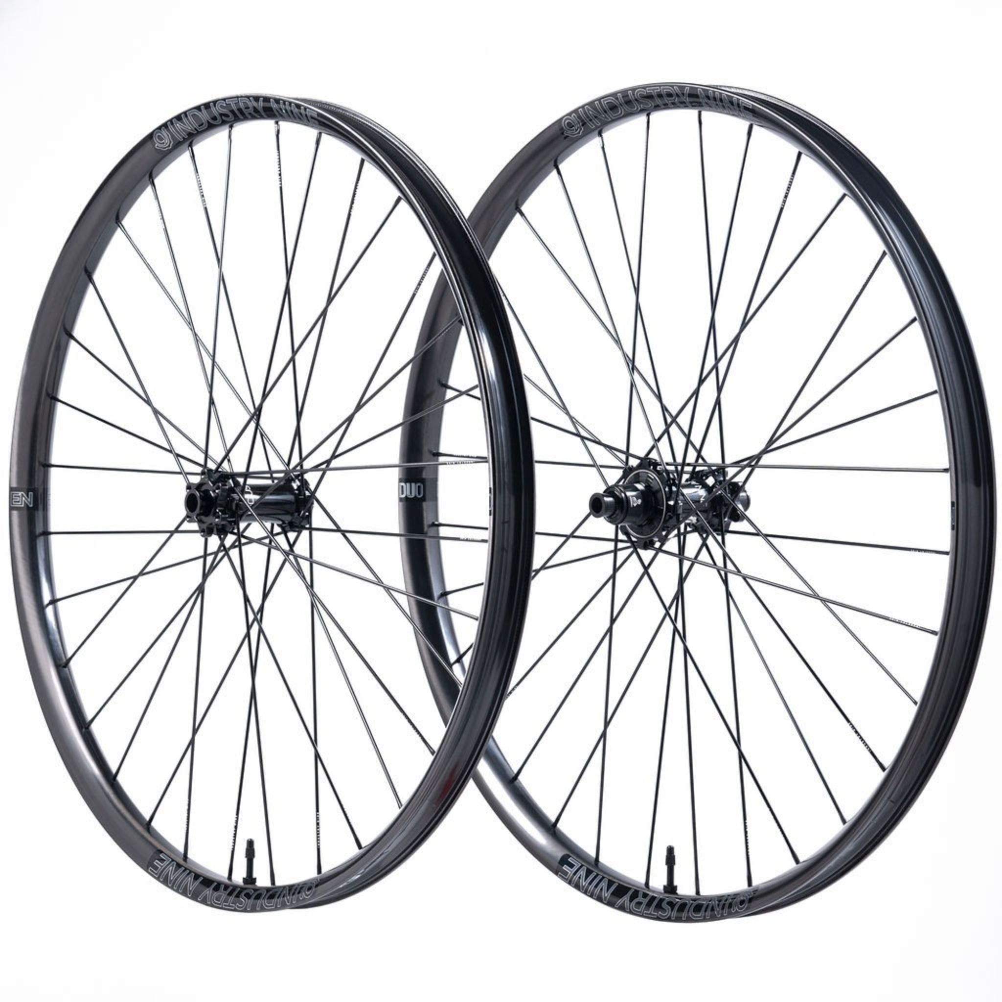 Industry Nine Hydra2 Enduro Carbon Wheelset Black / 29 / 15x110 - 12x148 Shimano HG