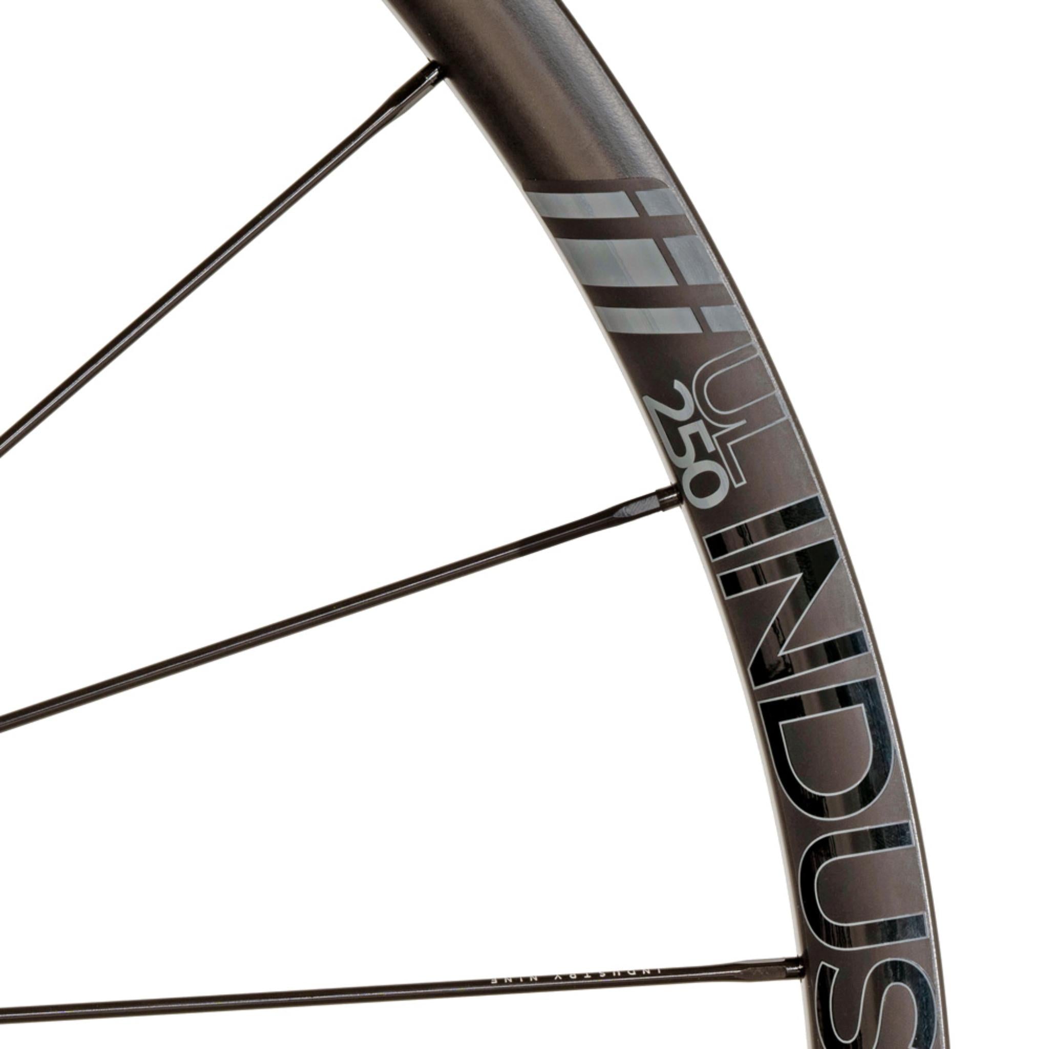 Industry Nine SOLiX G UL250 Carbon Wheelset
