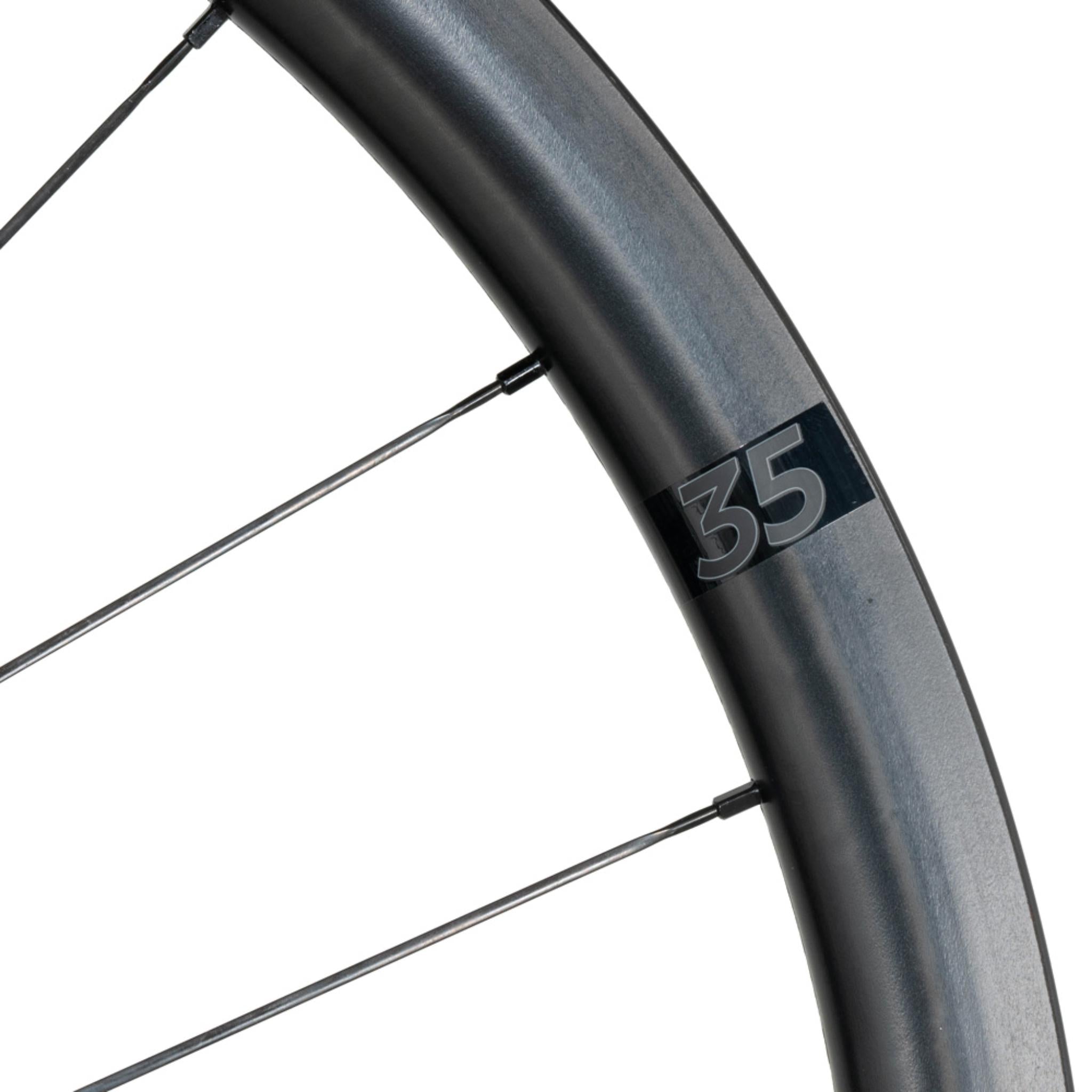 Industry Nine SOLiX SL 35 Carbon Wheelset