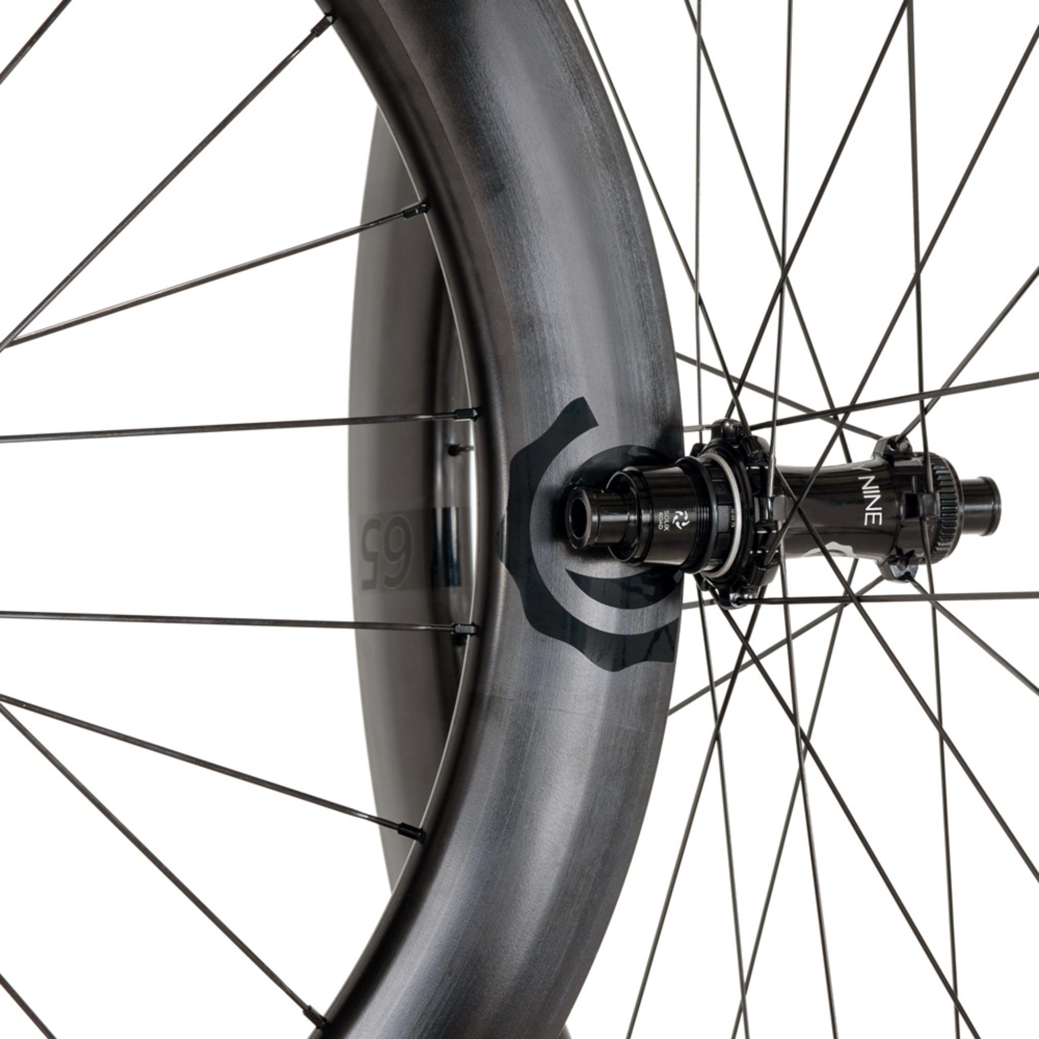 Industry Nine SOLiX SL 65 Carbon Wheelset