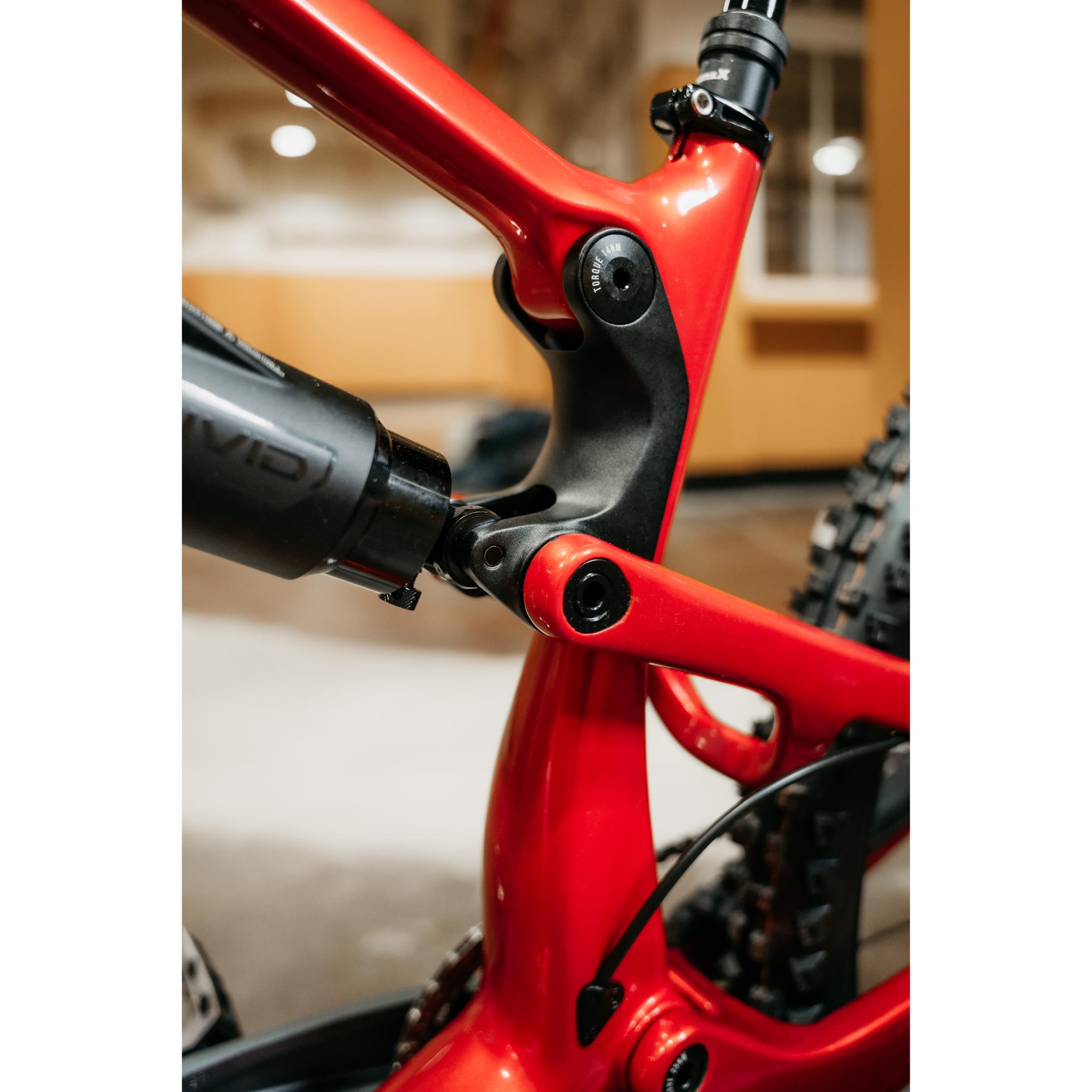 Mega Carbon Pro 290/297 2026