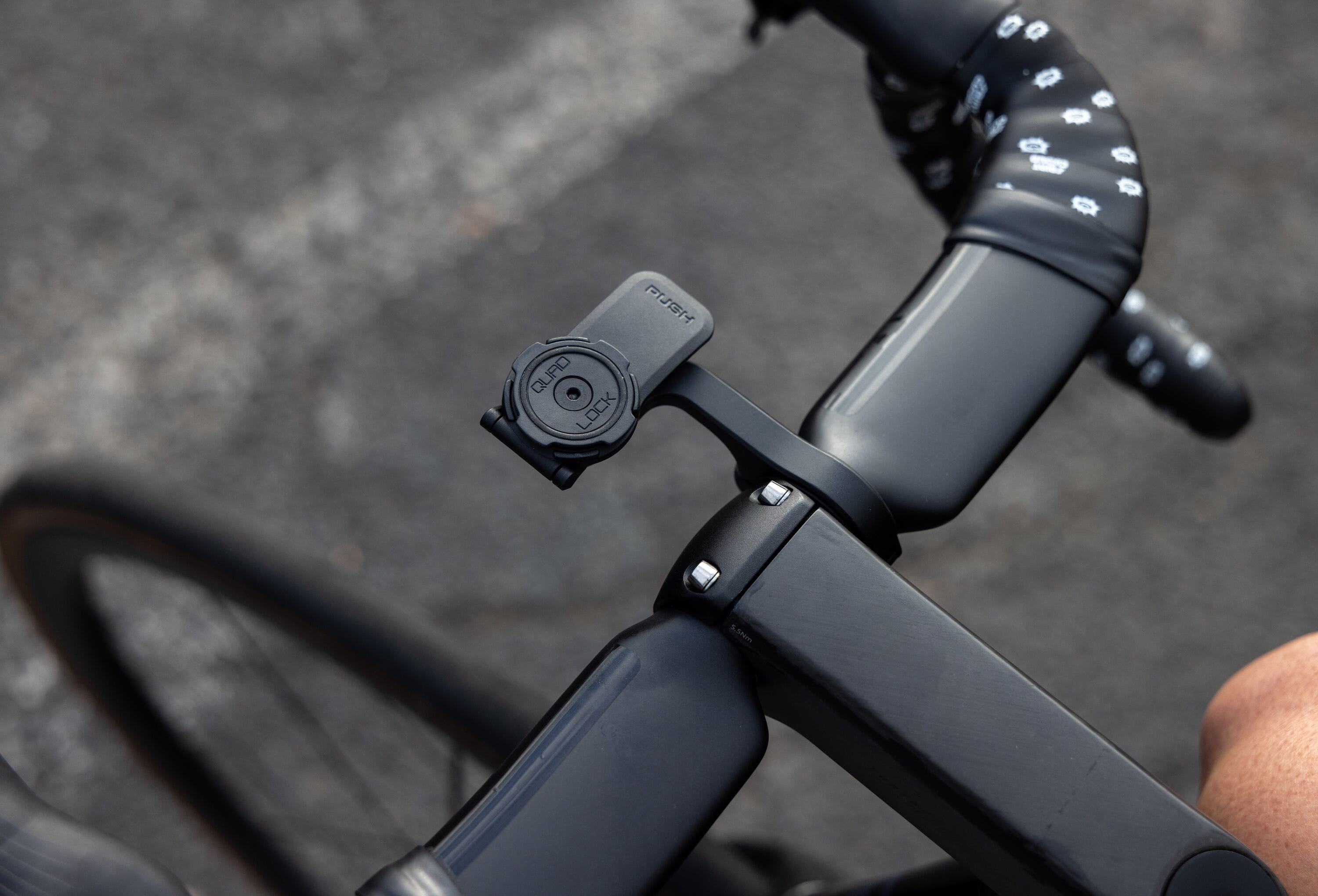 Out Front Mount Pro V2 Black / One Size