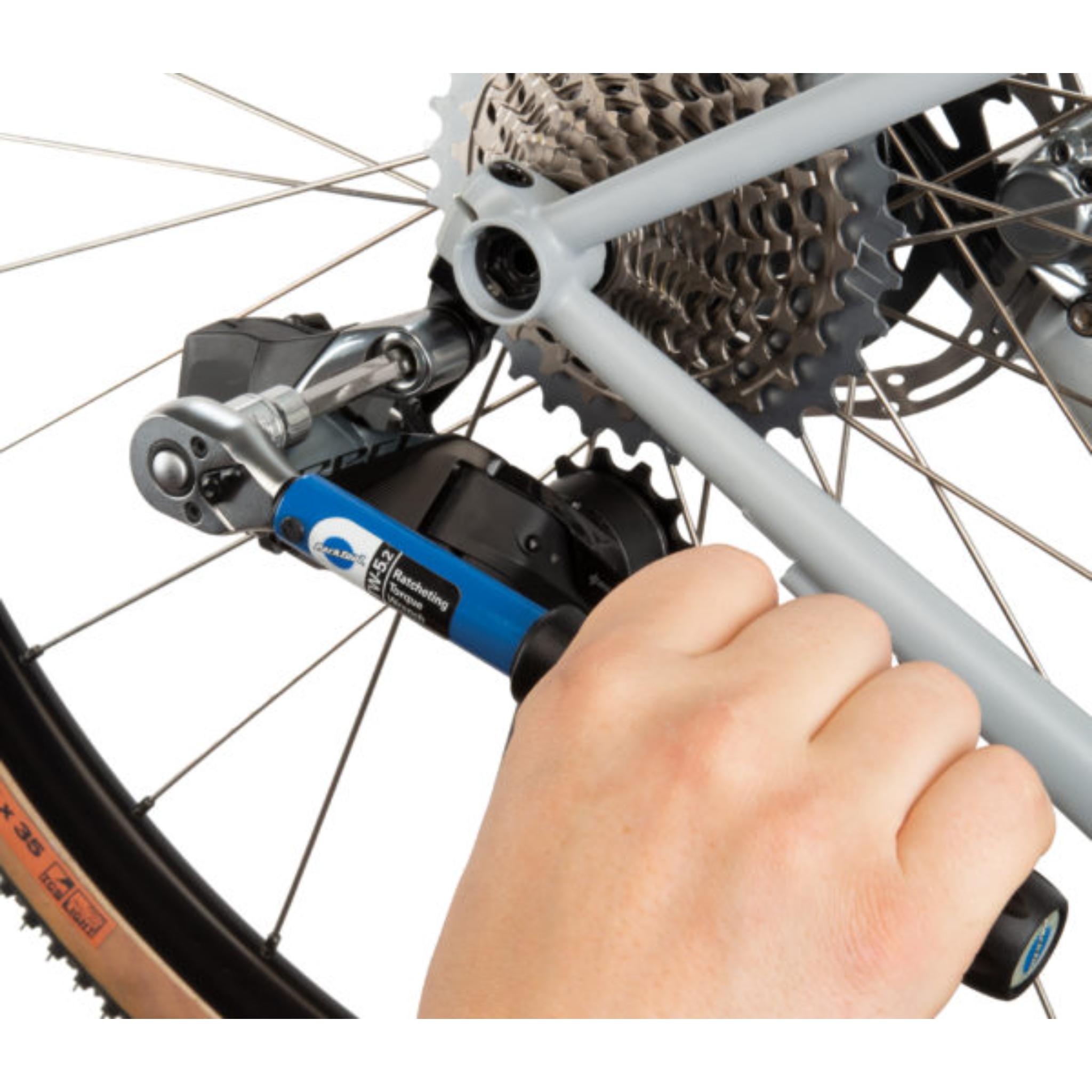 Park Tool BBT-30.4 Bottom Bracket Bearing Tool Set Silver / One Size