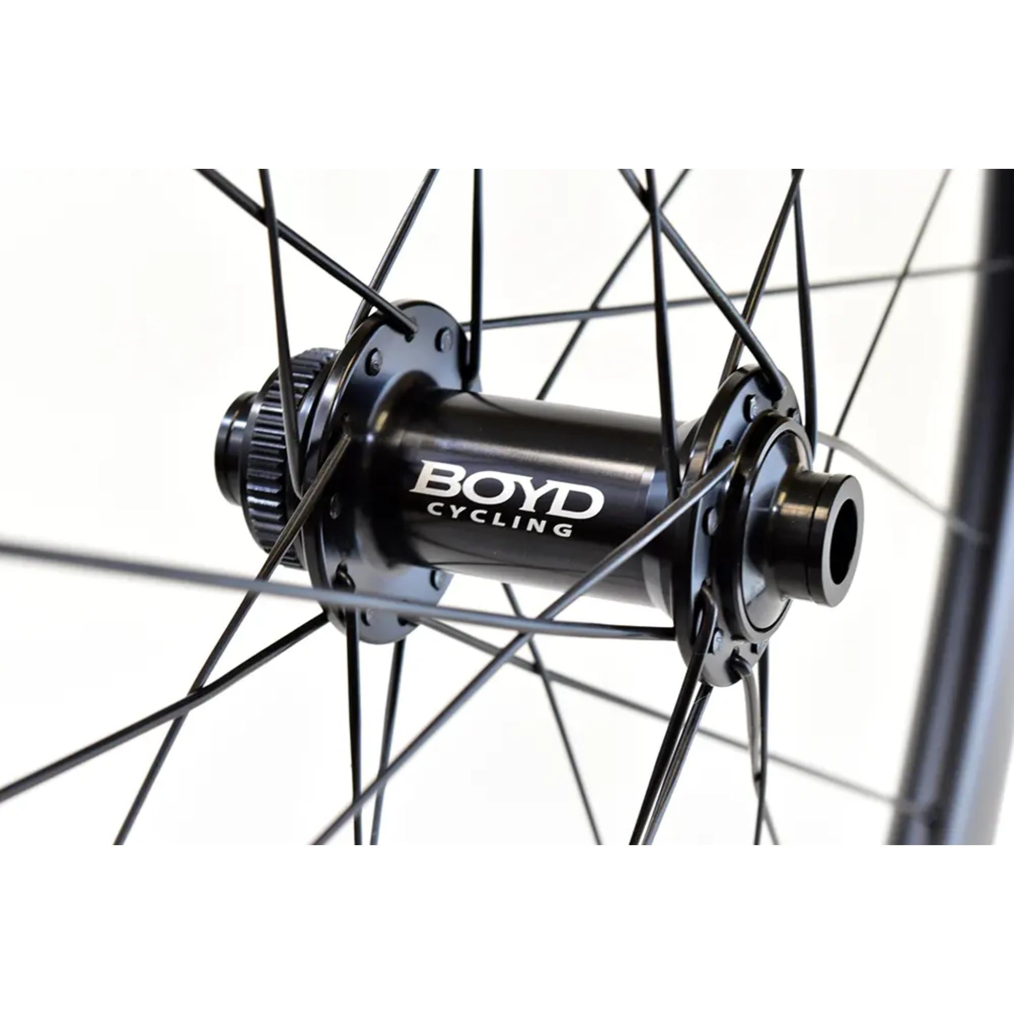 Pinnacle 700c Carbon Gravel Rear Wheel