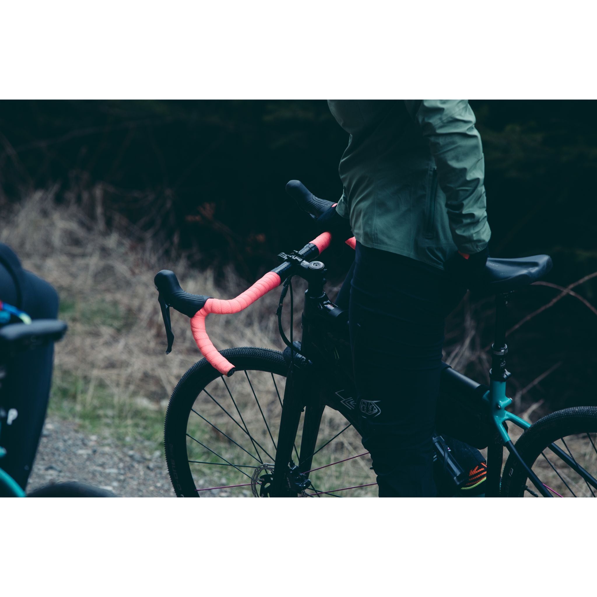 PNW The Coast Bar Black / 520mm