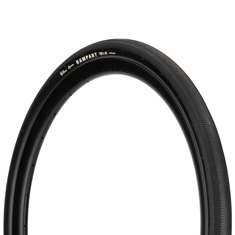 Rampart Gravel Tyre Black / 700 x 32 / Durable