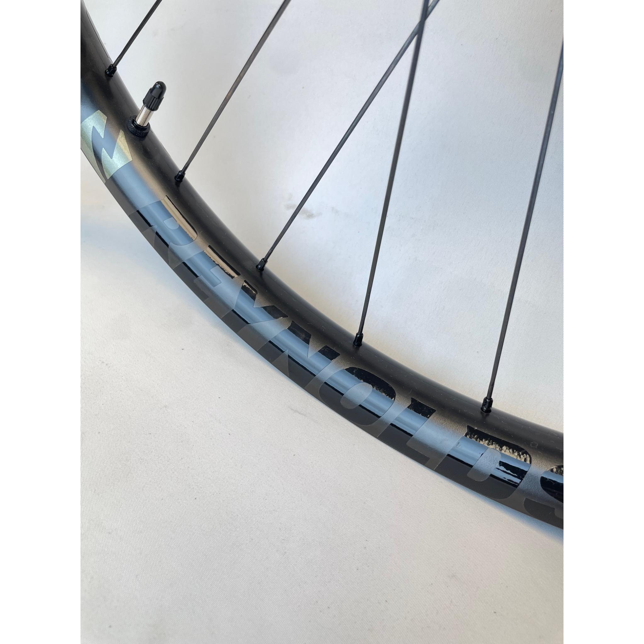 Reynolds Blacklabel Carbon Mountain Bike Wheelset - 29" Superboost