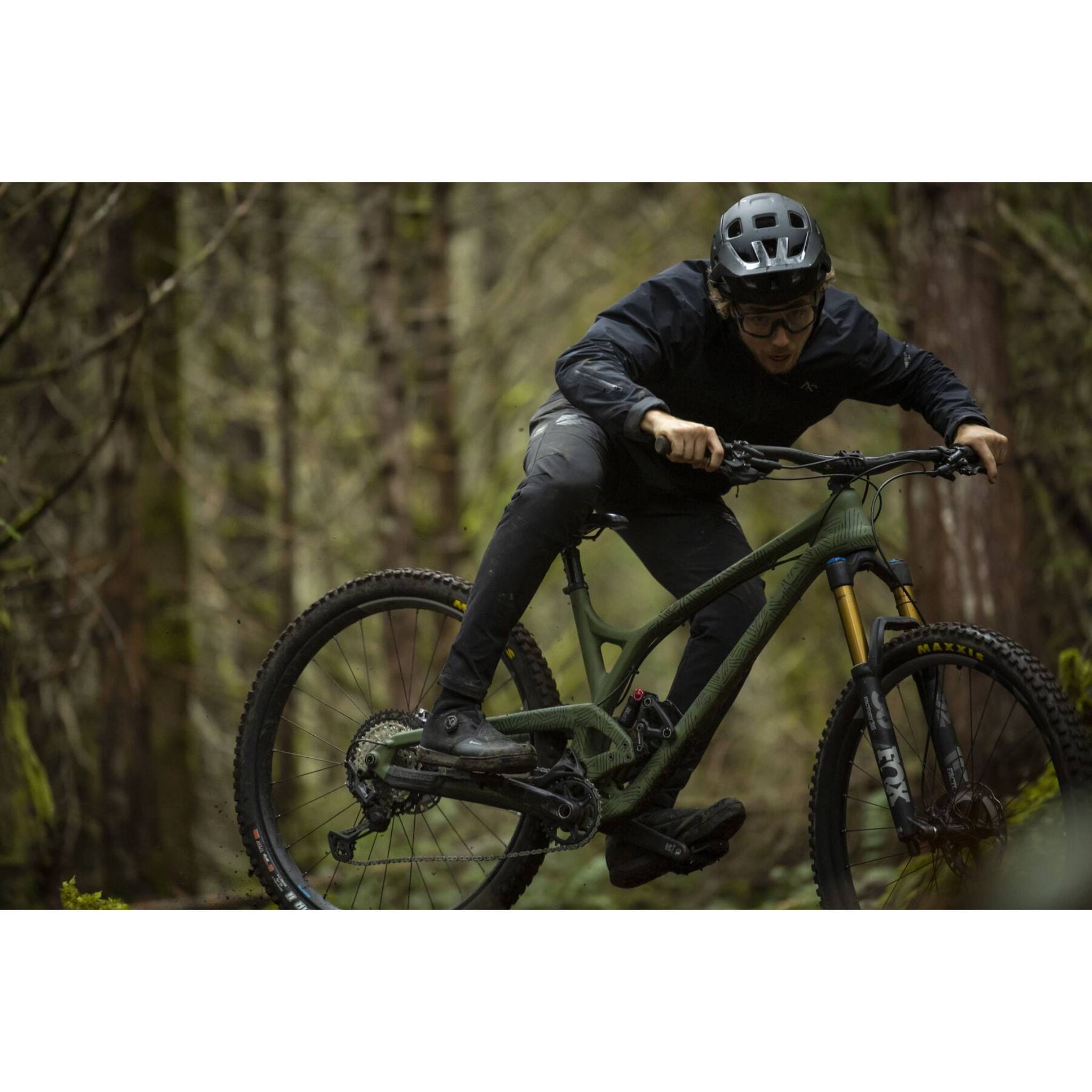 Shimano GF8 (GF800) Boa Gore-Tex Flat Pedal Shoes