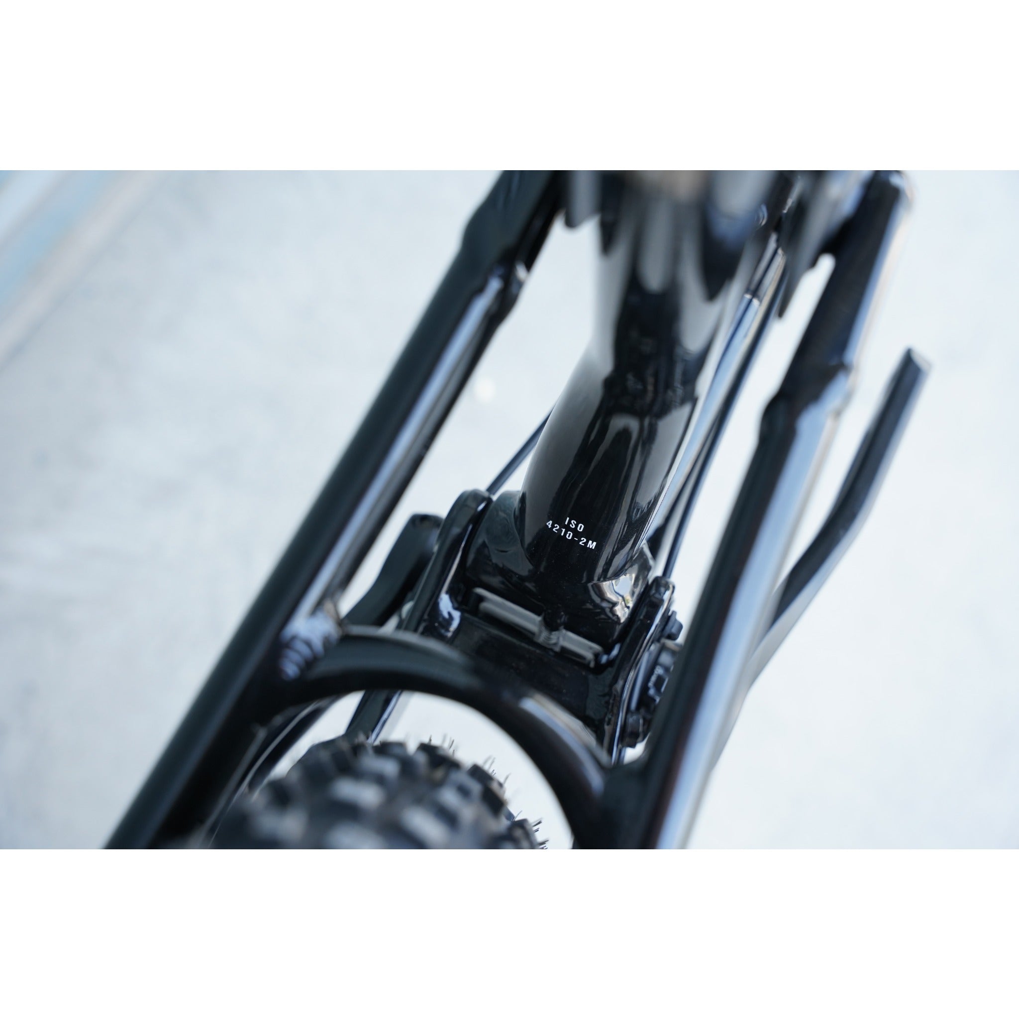 Tracker FS Sport 2027
