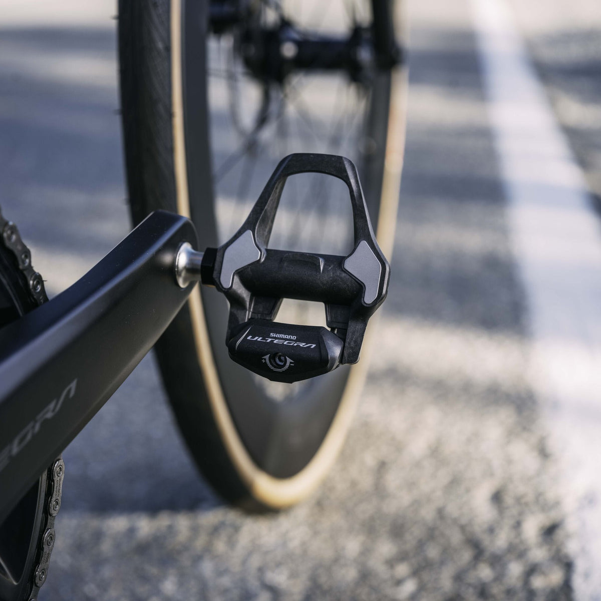 Ultegra PD-R8200 SPD-SLR Carbon Road Pedals