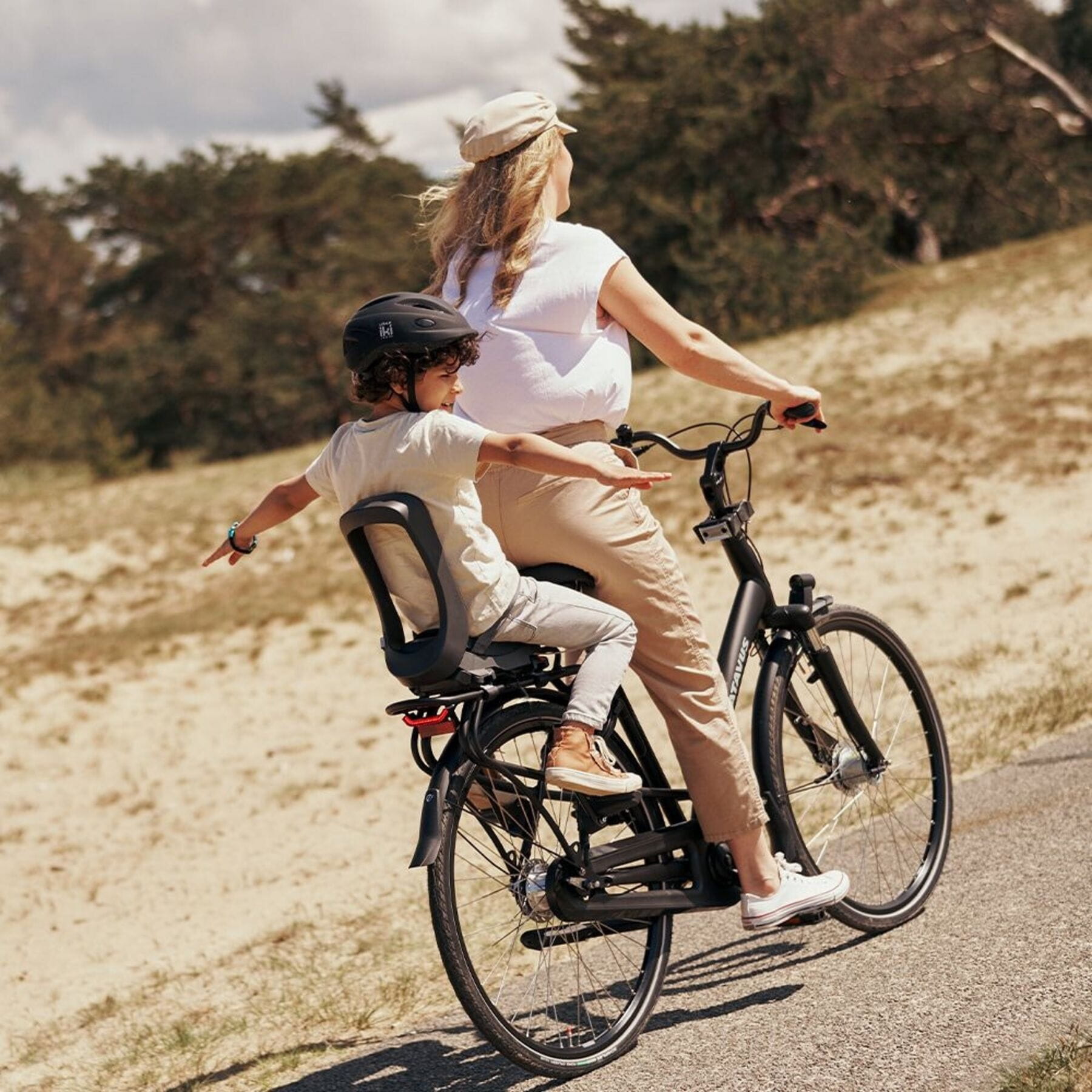 Urban Iki Junior Child Seat Black