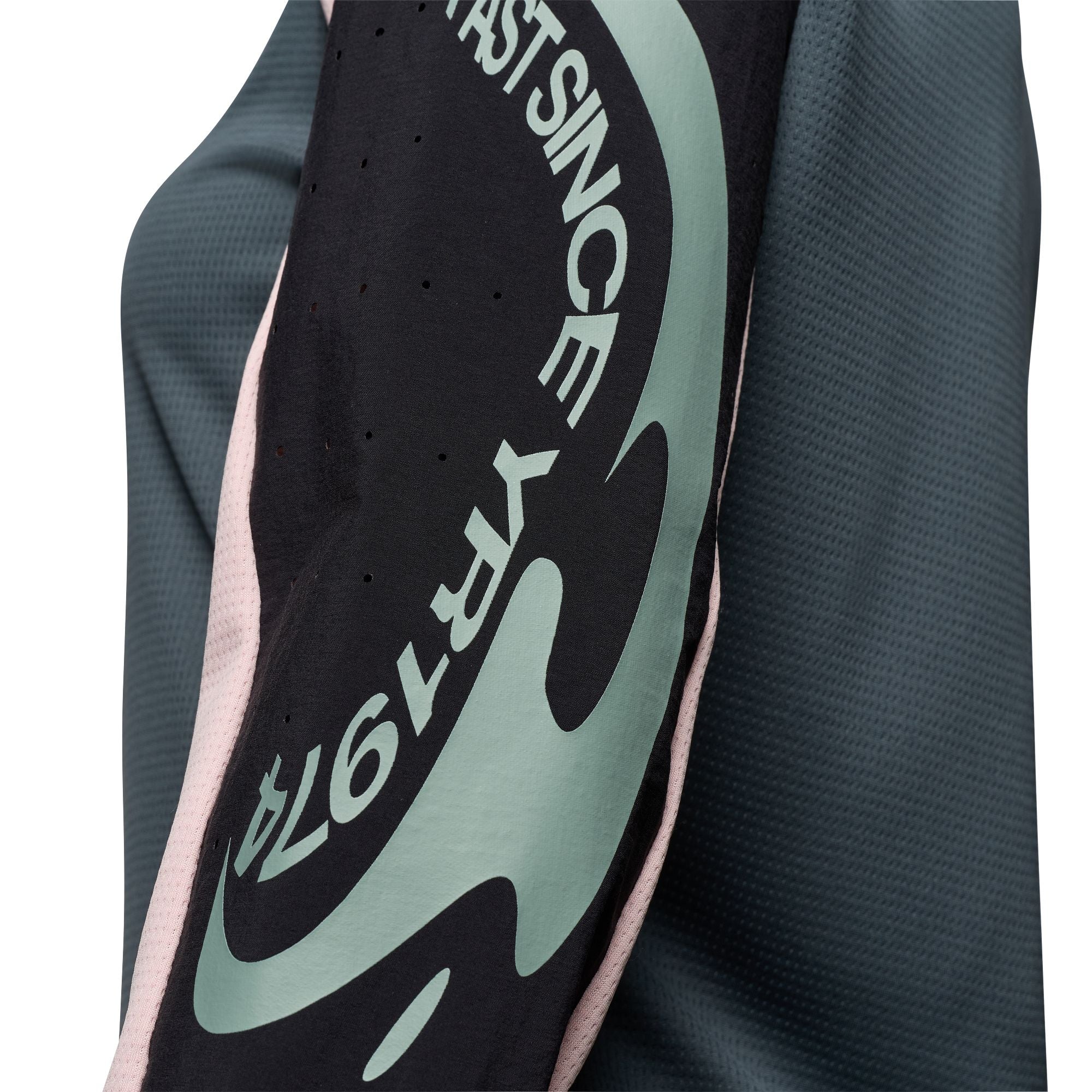 Womens Defend Creation Long Sleeve Jersey