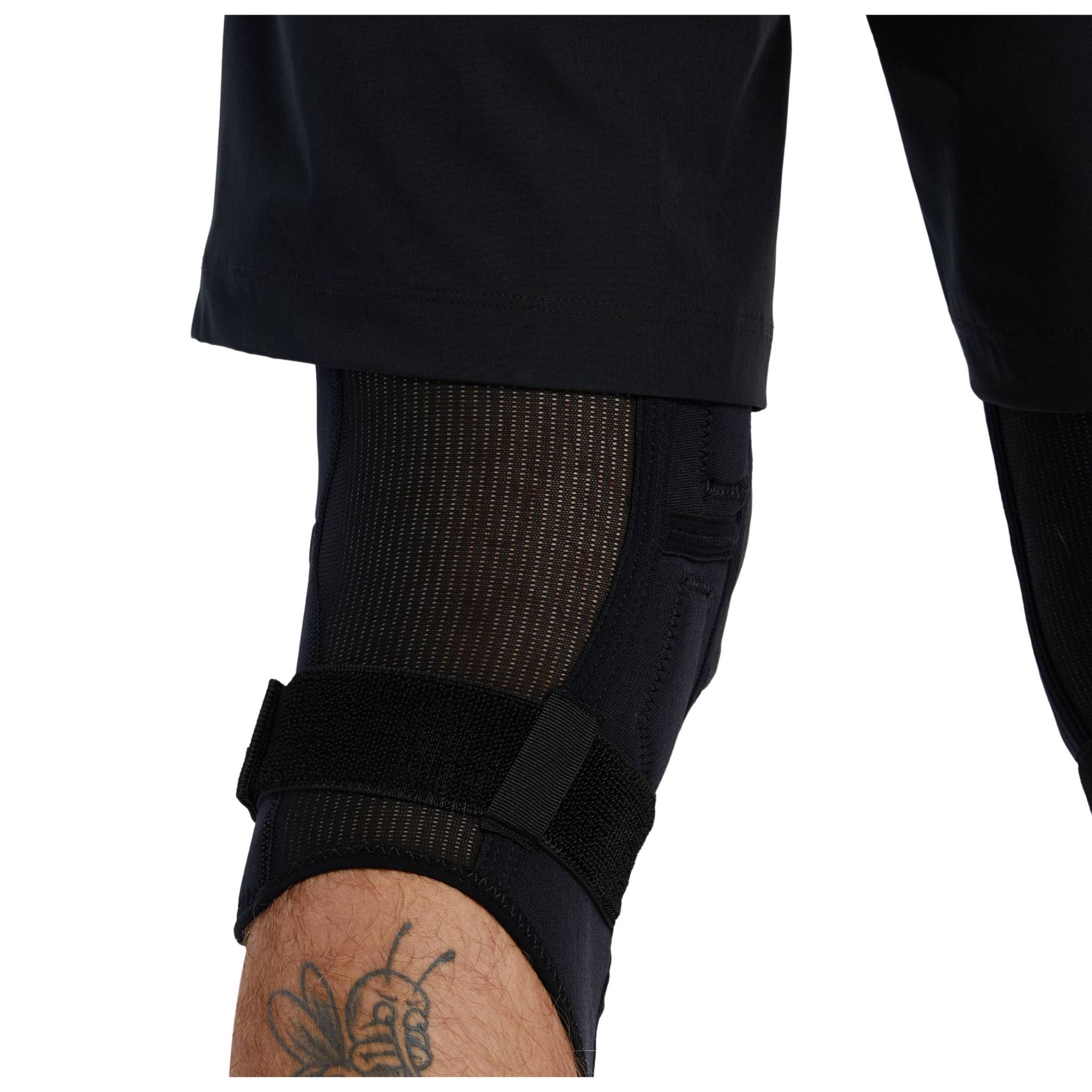 Race Face Ambush Knee Pads